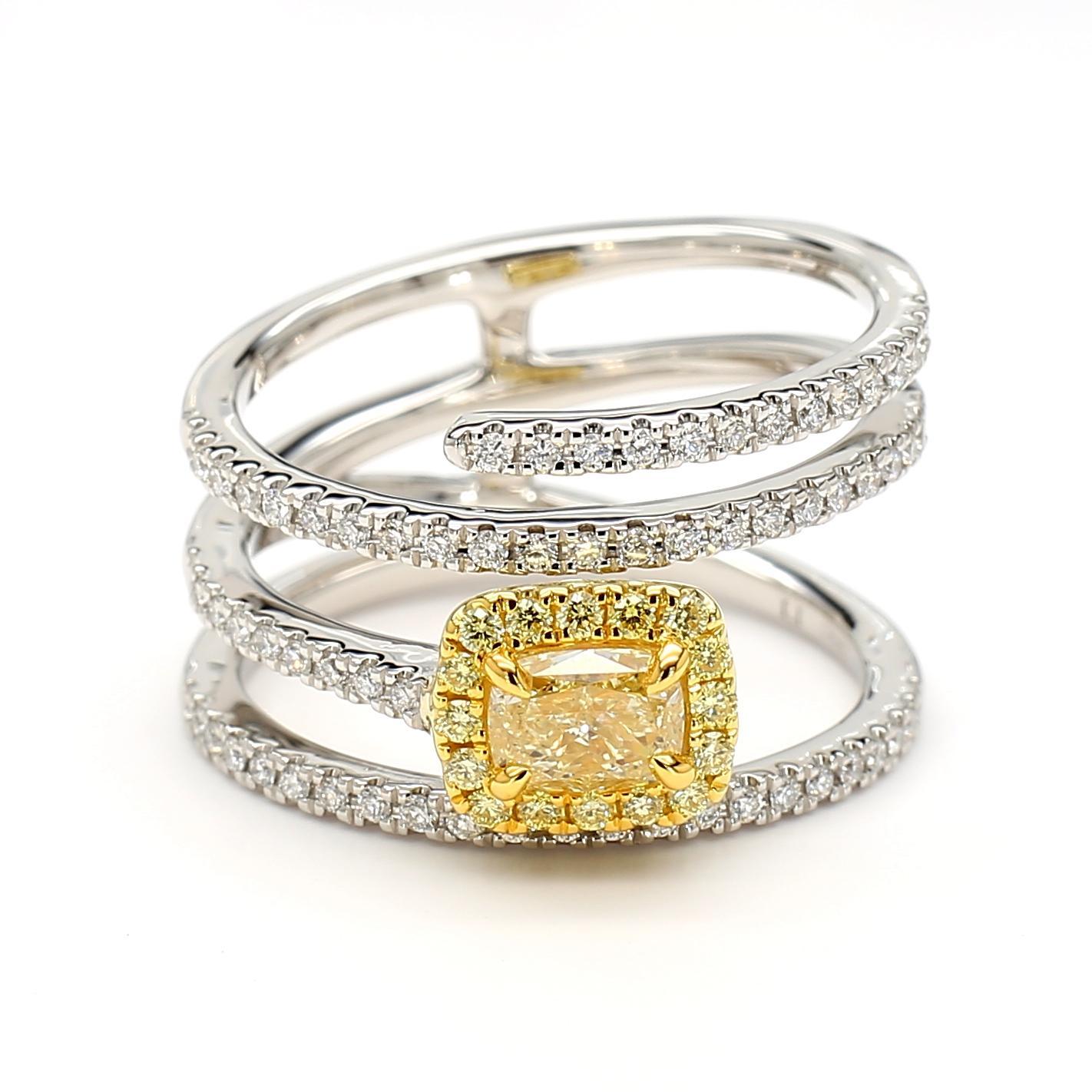 Contemporaneo GIA Certified Natural Yellow Cushion Diamond 1.09 Carat TW Gold Cocktail Ring in vendita