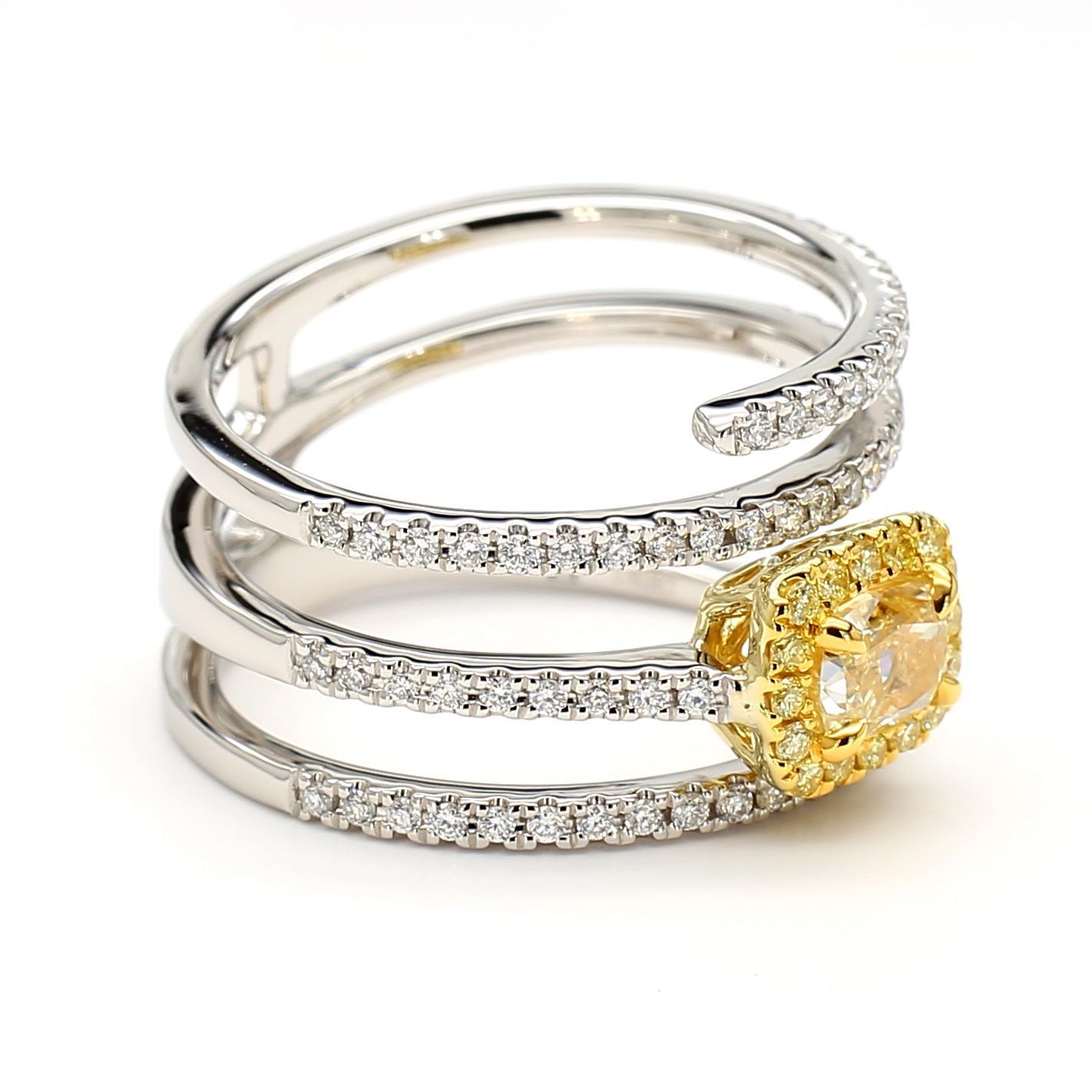 Taglio cuscino GIA Certified Natural Yellow Cushion Diamond 1.09 Carat TW Gold Cocktail Ring in vendita