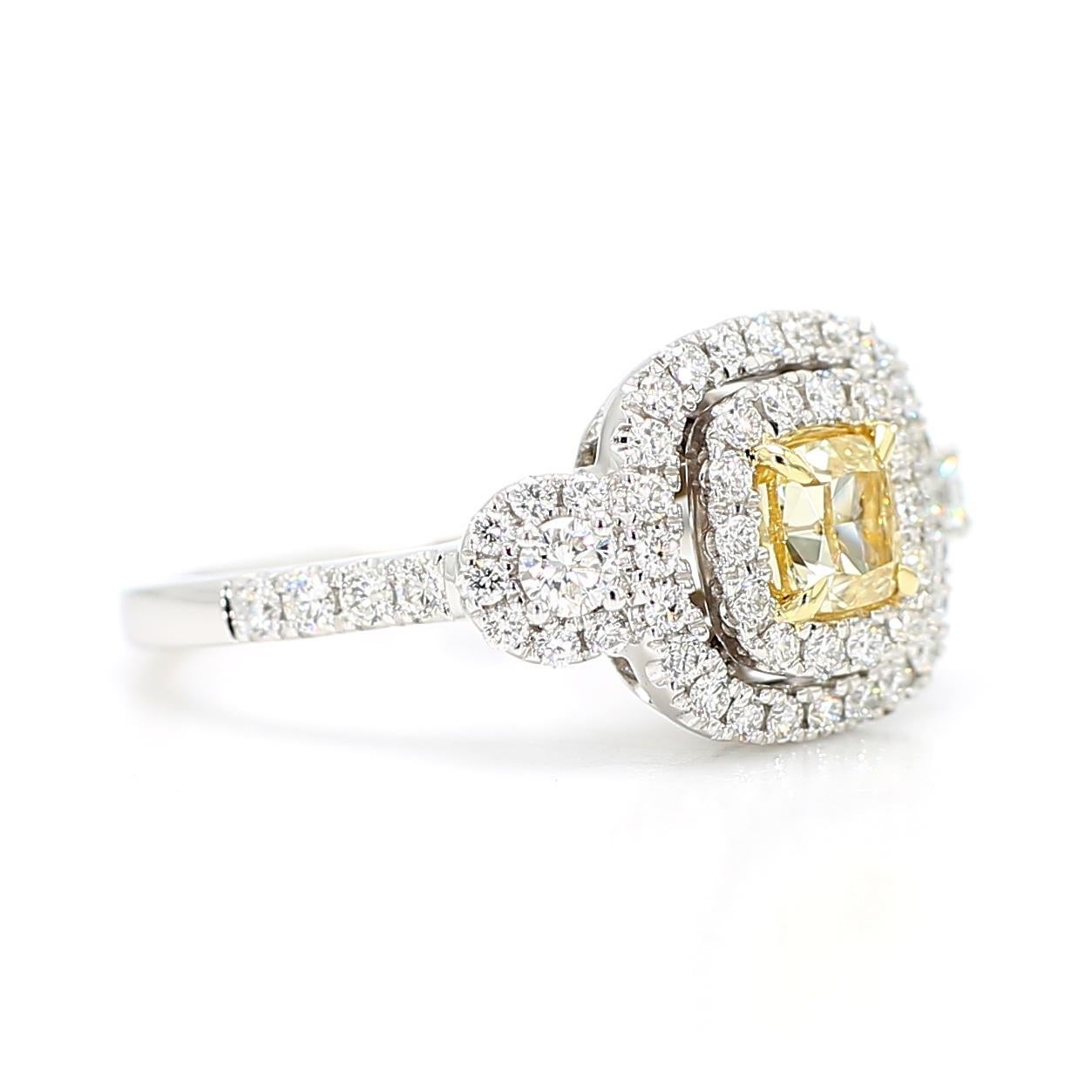 GIA Certified Natural Yellow Cushion Diamond 1.48 Carat TW Gold Cocktail Ring (Kissenschliff) im Angebot