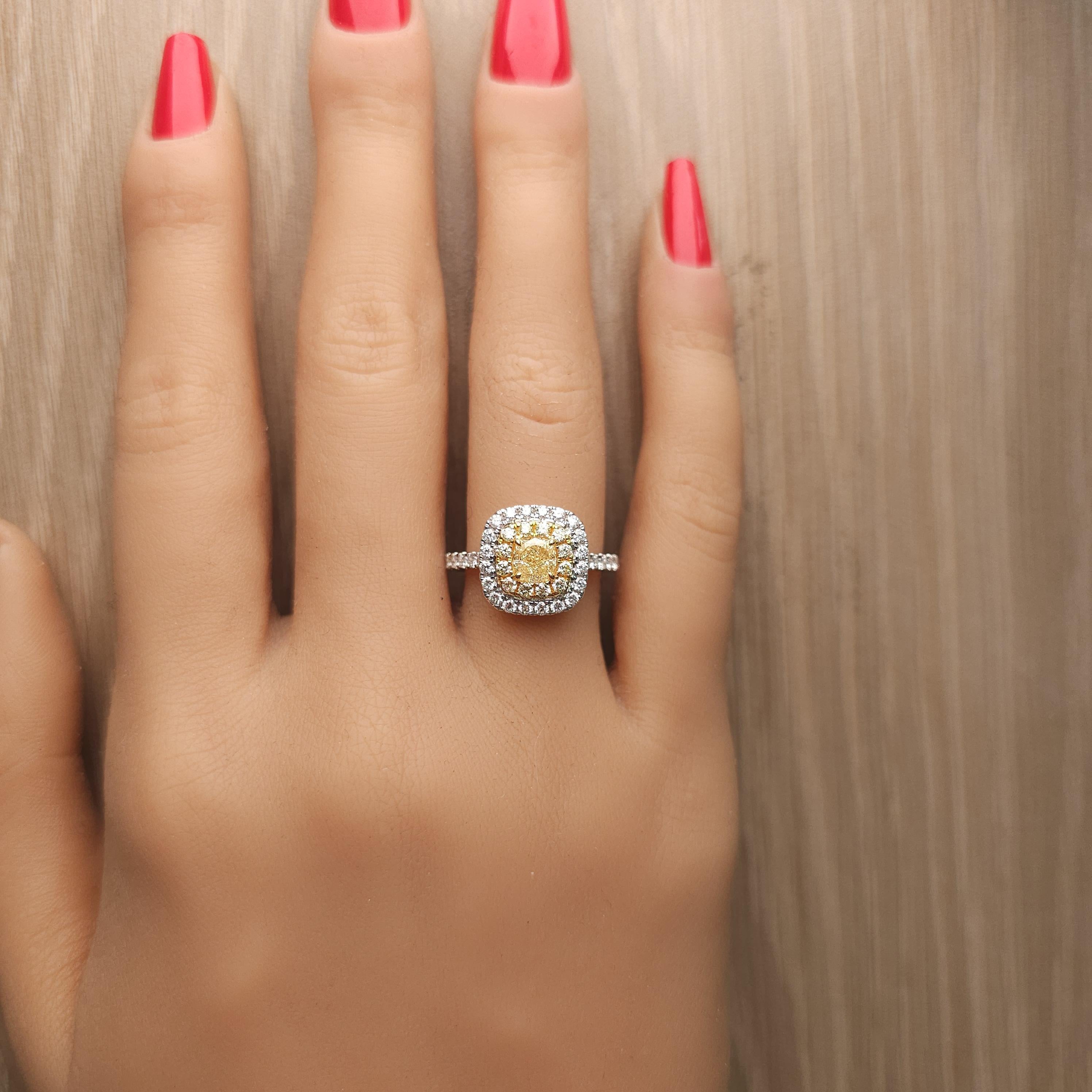 GIA Certified Natural Yellow Cushion Diamond 1.53 Carat TW Gold Cocktail Ring In New Condition For Sale In New York, NY