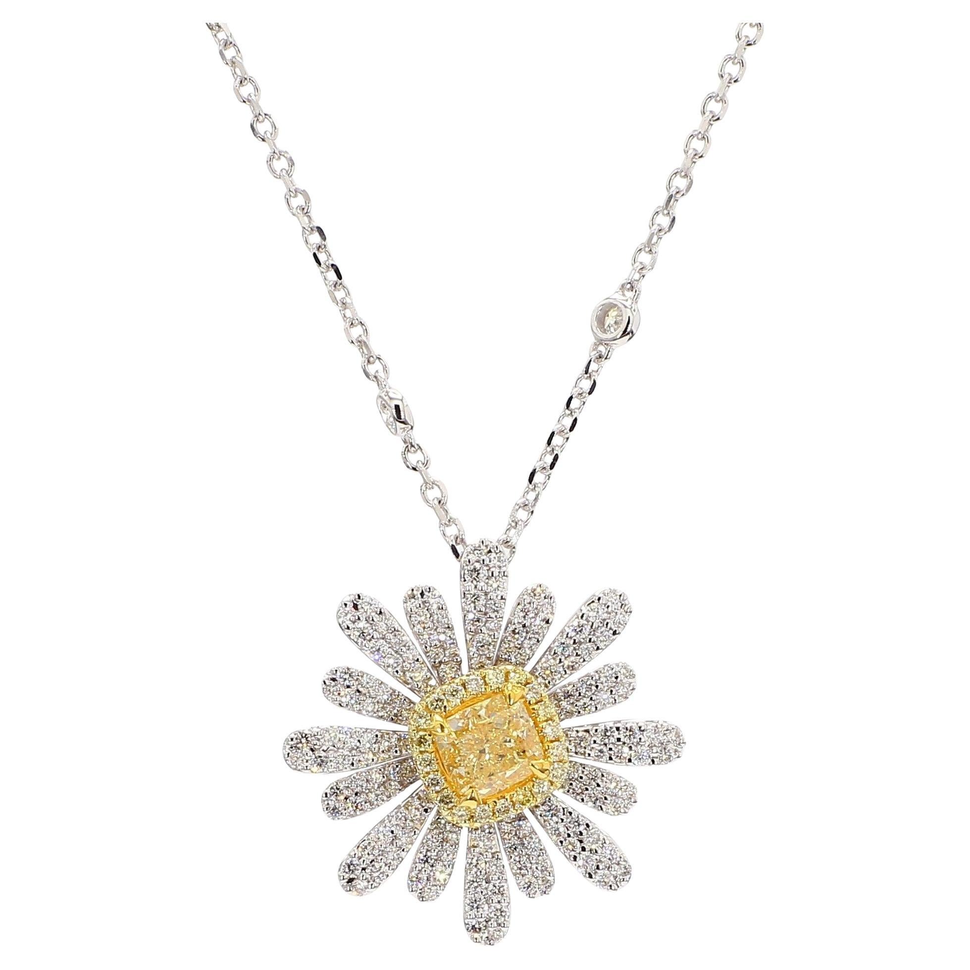Colgante de gota de oro de 1.58 quilates TW con diamante amarillo natural en cojín certificado por GIA