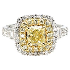 Anello da cocktail in oro con diamante giallo naturale certificato GIA da 1.76 carati TW