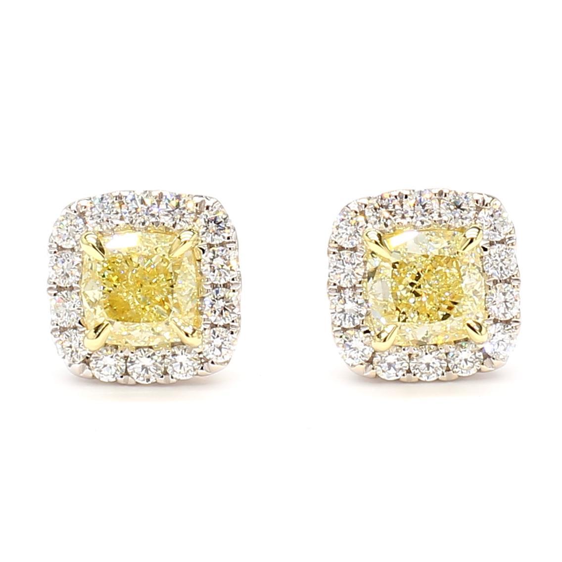Contemporaneo Orecchini con perno in oro con diamante giallo naturale certificato GIA da 2.05 carati TW in vendita