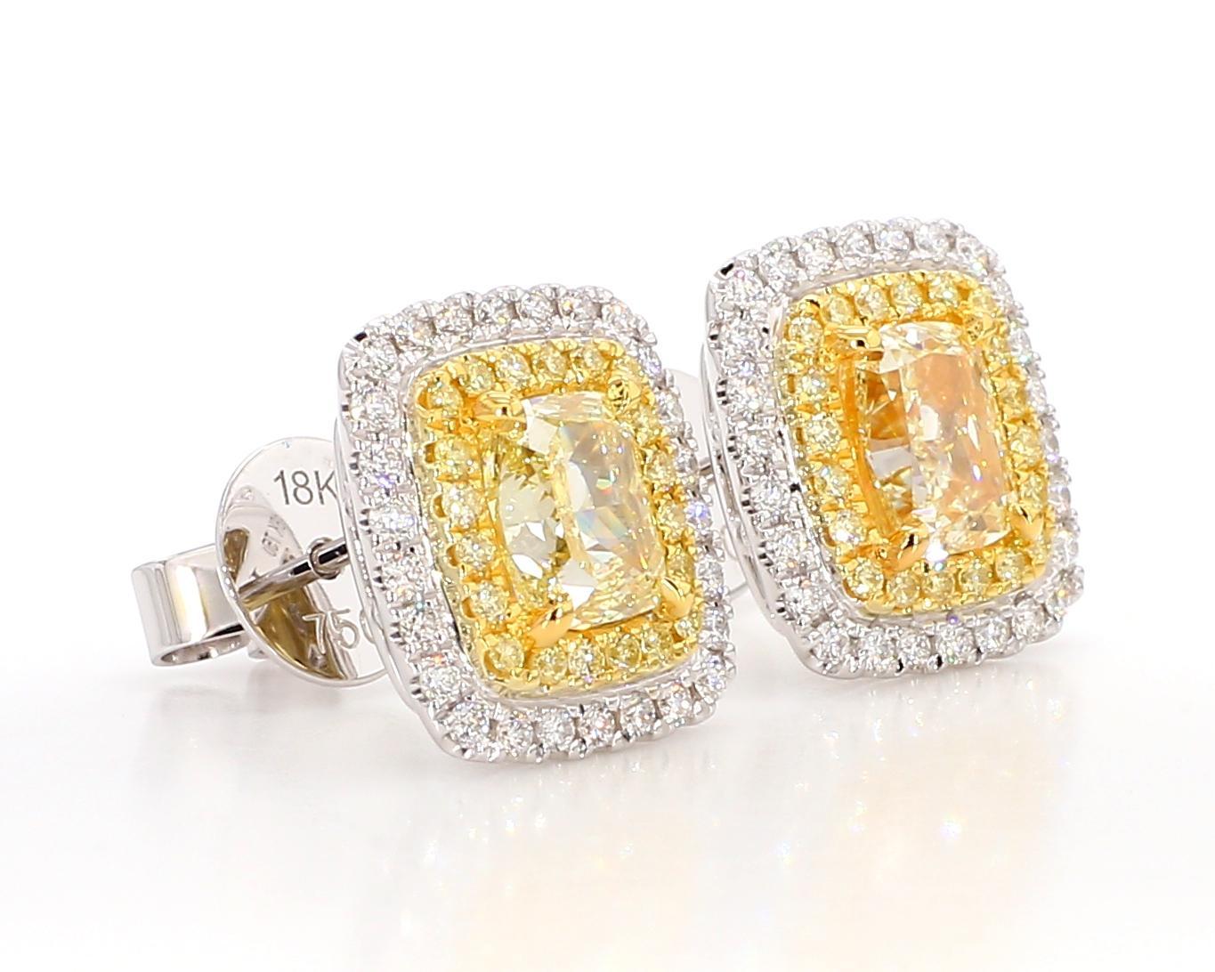 Taglio cuscino GIA Certified Natural Yellow Cushion Diamond 3.05 Carat TW Gold Stud Earrings in vendita