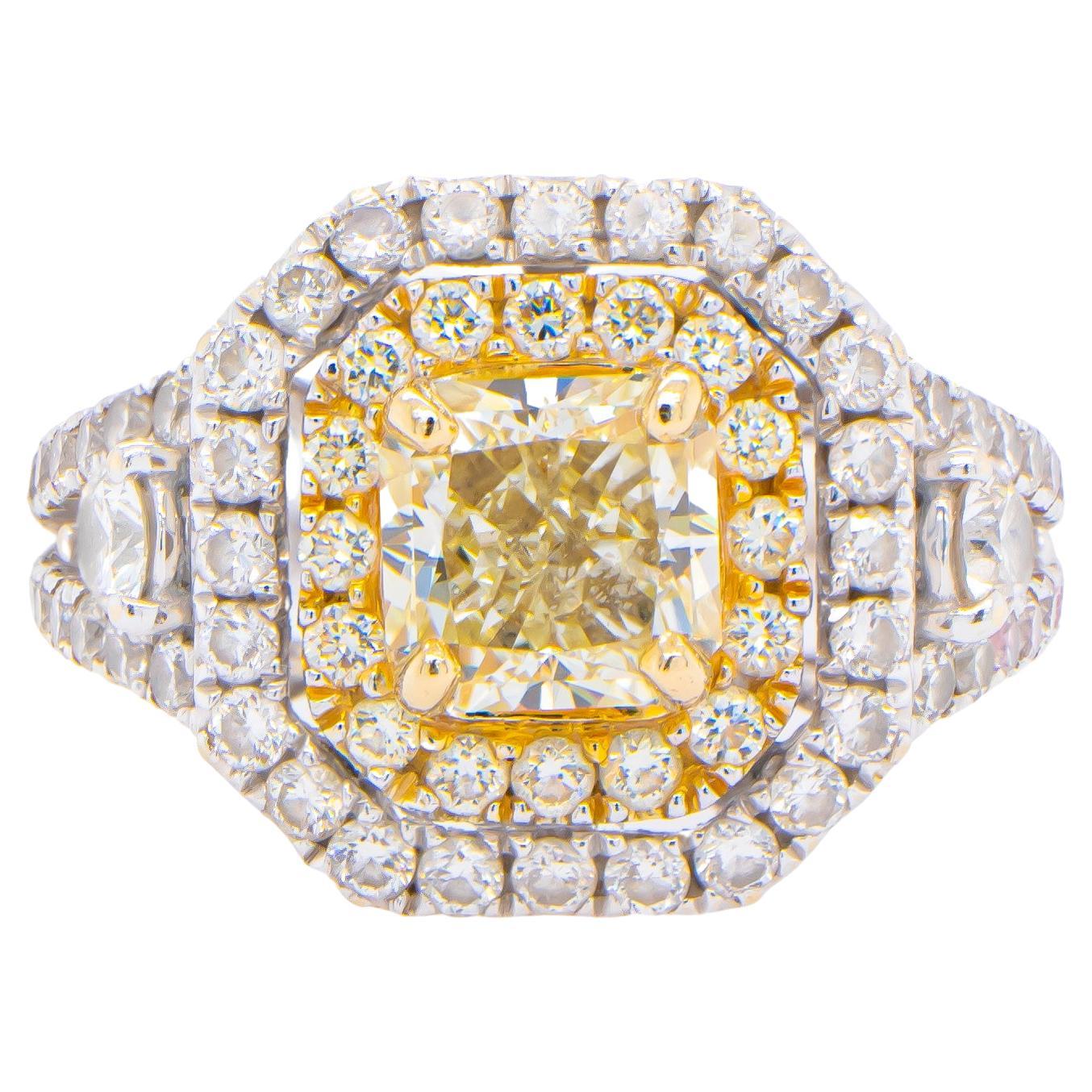 Gia Certified Natural Yellow Diamond Engagement Ring 2 Carats Total 18k