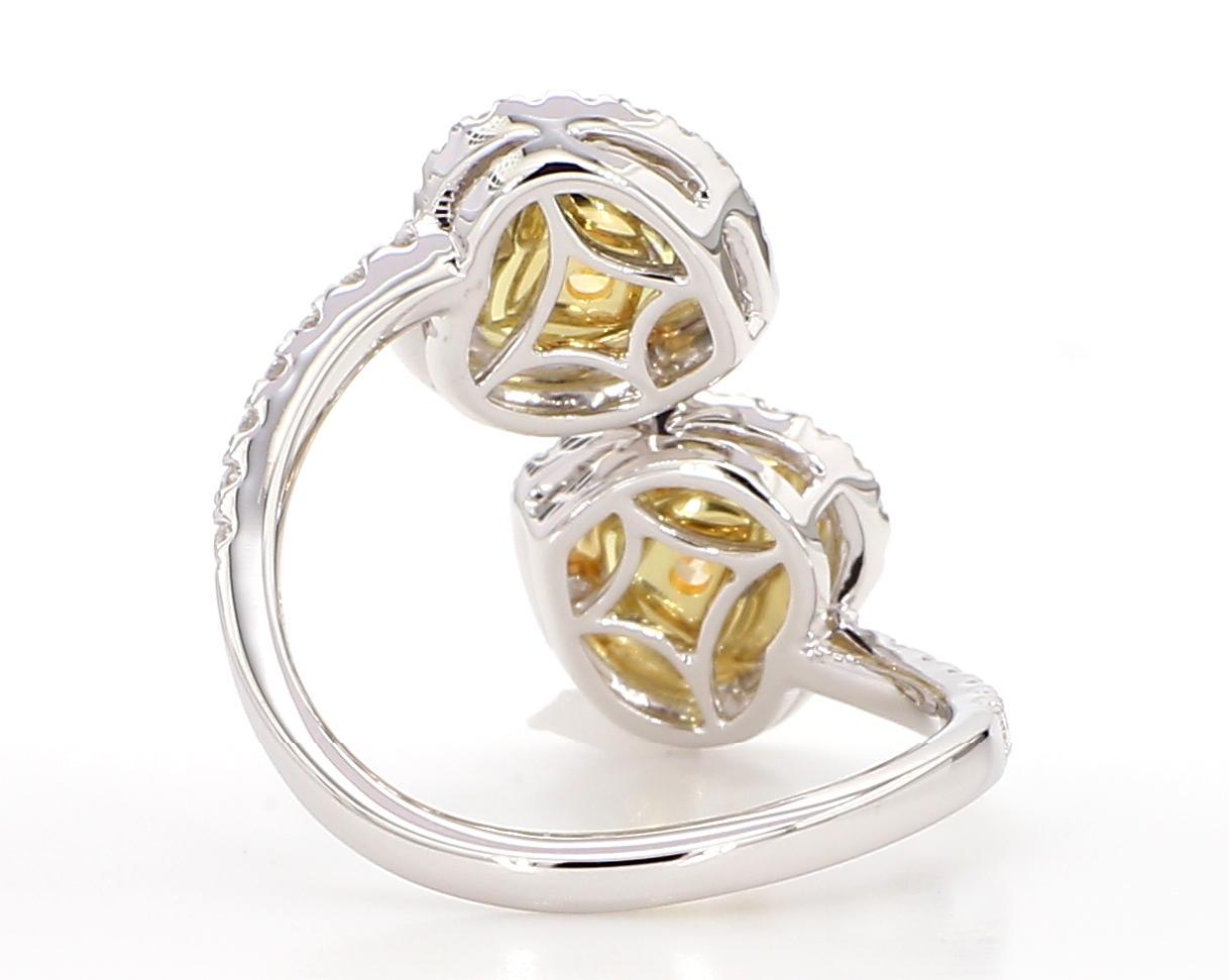 GIA Certified Natural Yellow Heart Diamond 1.91 Carat TW Gold Cocktail Ring In Good Condition For Sale In New York, NY