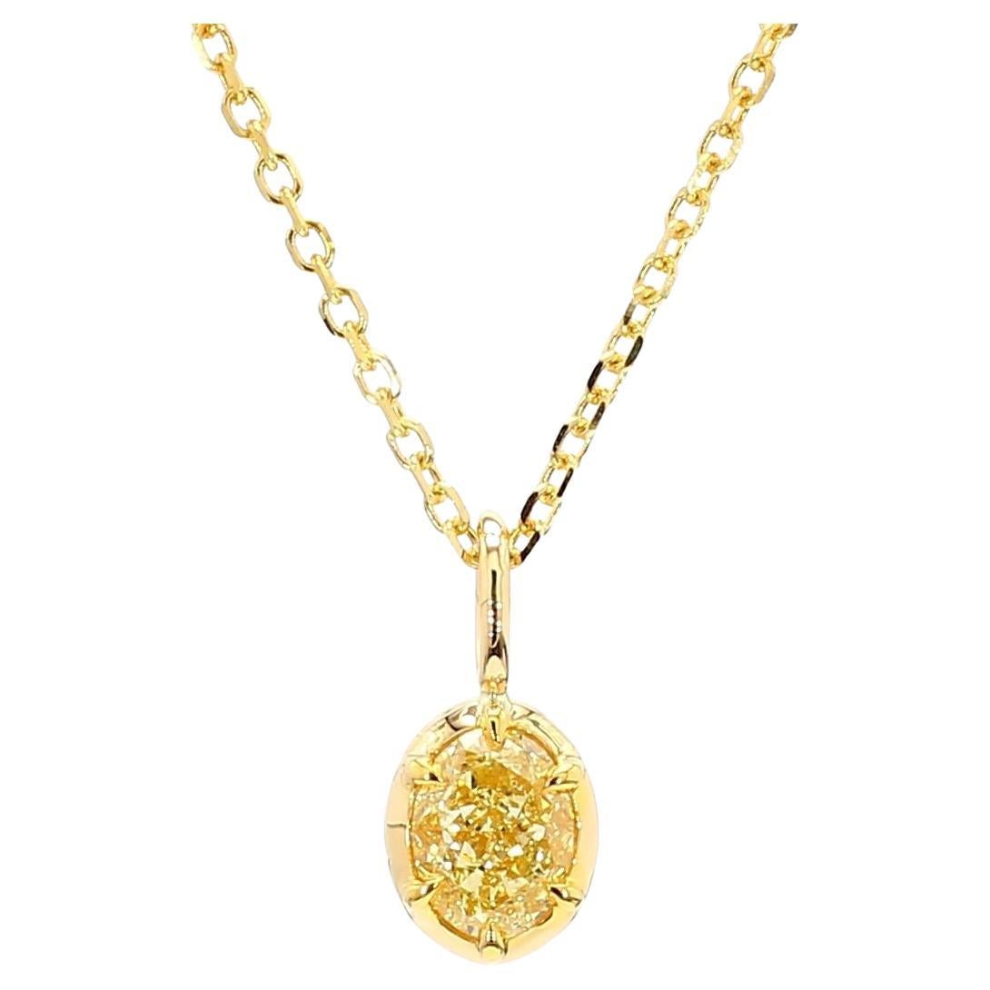 Colgante de gota de oro con diamante ovalado amarillo natural certificado por GIA de 0.80 quilates TW