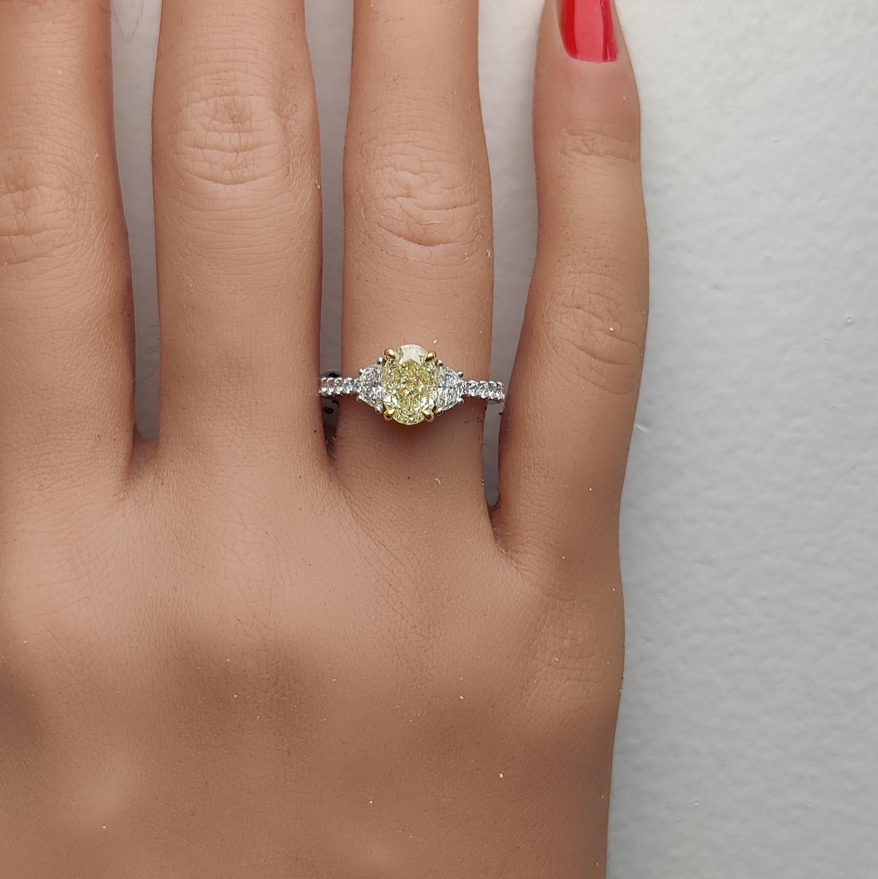 GIA Certified Natural Yellow Oval Diamond 2.42 Carat TW Gold Cocktail Ring In New Condition For Sale In New York, NY