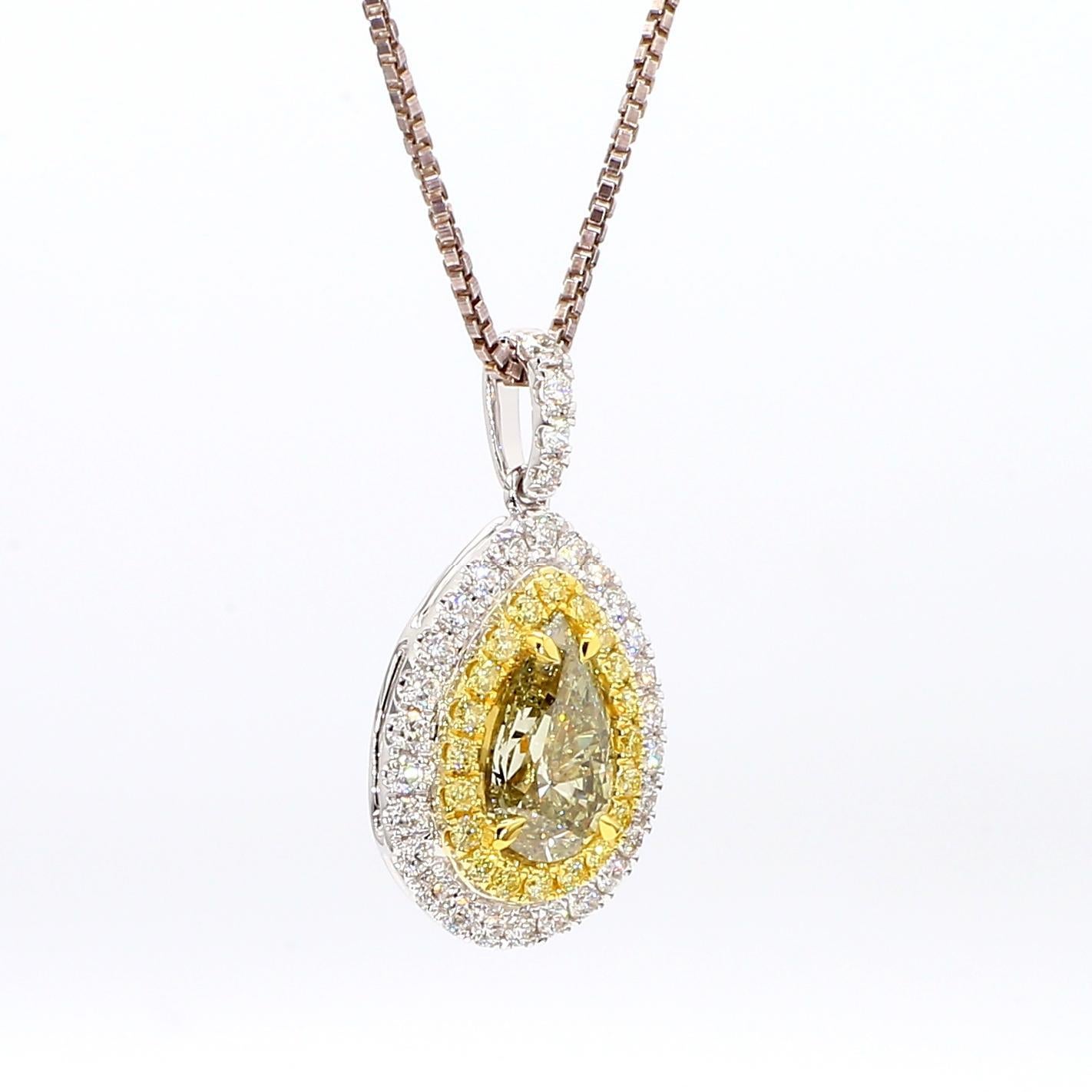 Contemporain Pendentif en or jaune poire certifié GIA de 1.44 carats poids total en vente