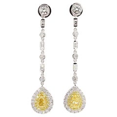 Pendientes de gota de oro con diamante amarillo pera natural certificado por GIA de 3.39 quilates TW