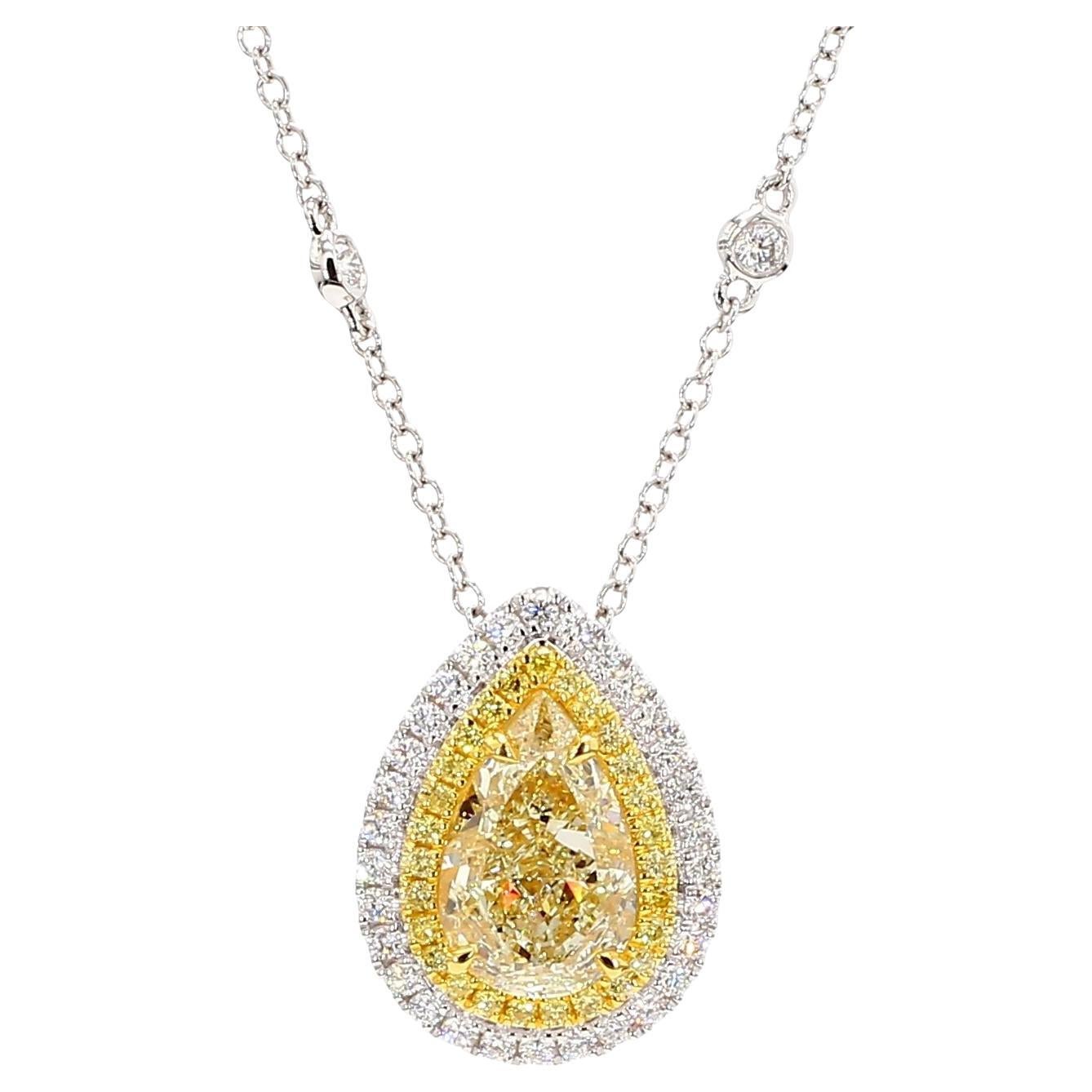 Colgante de gota de oro con diamante amarillo pera natural certificado por GIA de 4.40 quilates TW