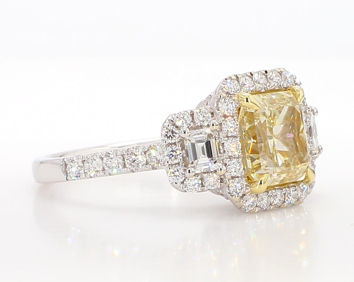 GIA-zertifizierter natürlicher gelber strahlender und weißer Diamant 3.07 Karat TW Goldring (Radiantschliff)
