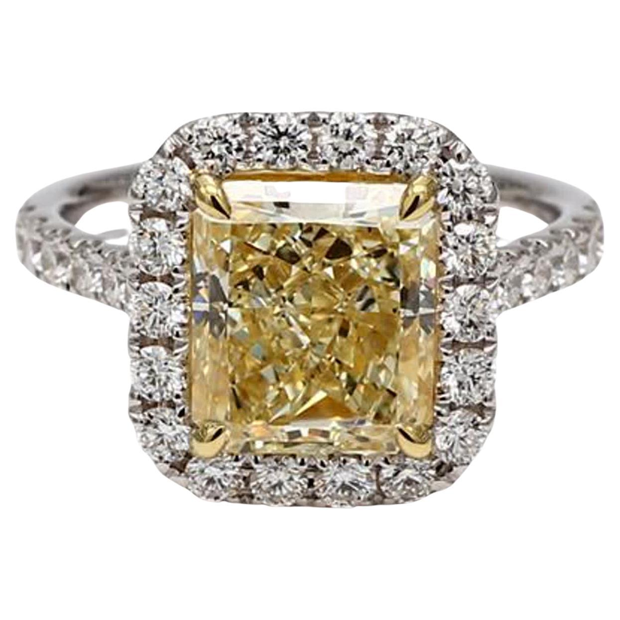 GIA Certified Natural Yellow Radiant and White Diamond 5.00 Carat TW Gold Ring For Sale