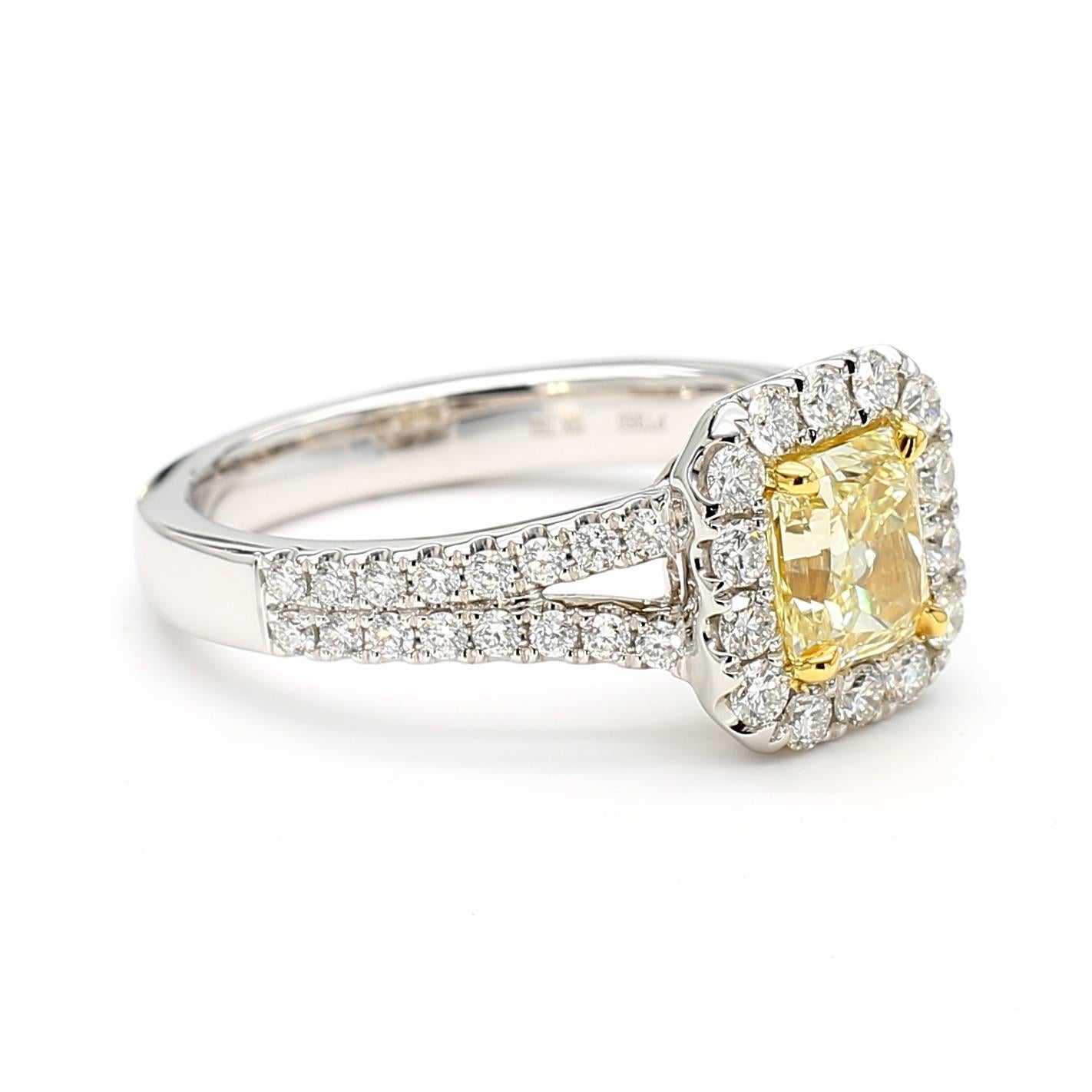 Taille radiant Bague cocktail en or jaune radiant certifiée GIA de 1.57 carat poids total en vente