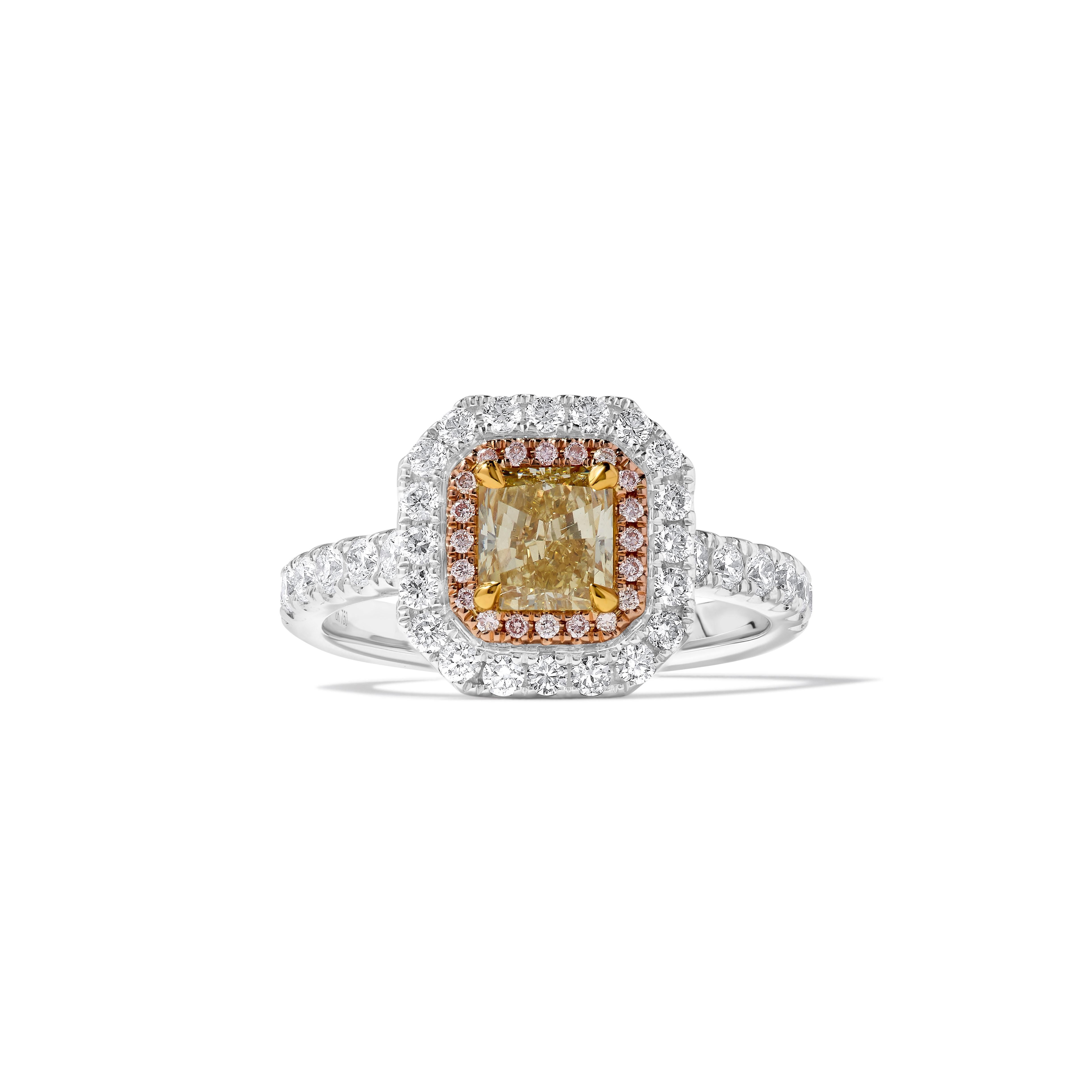 Contemporain Bague cocktail en or jaune radiant certifiée GIA de 1.61 carat poids total en vente