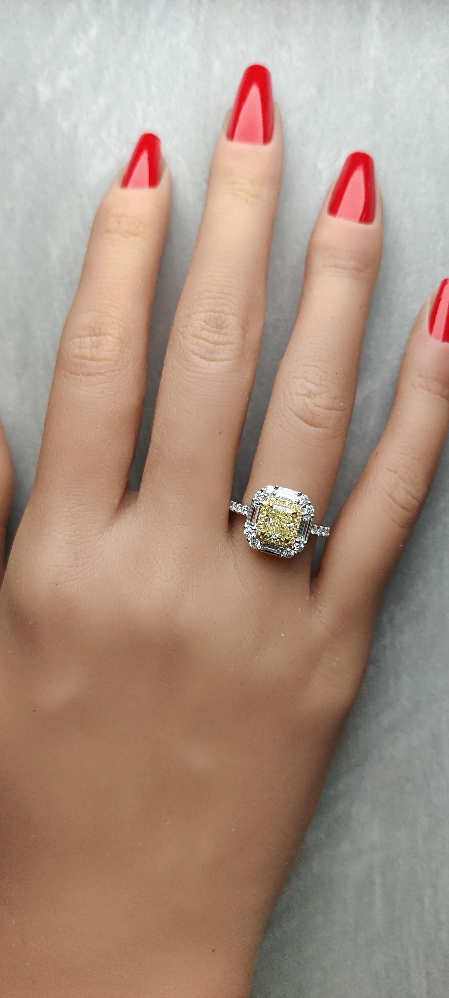 GIA Certified Natural Yellow Radiant Diamond 1.97 Carat TW Gold Cocktail Ring In New Condition For Sale In New York, NY