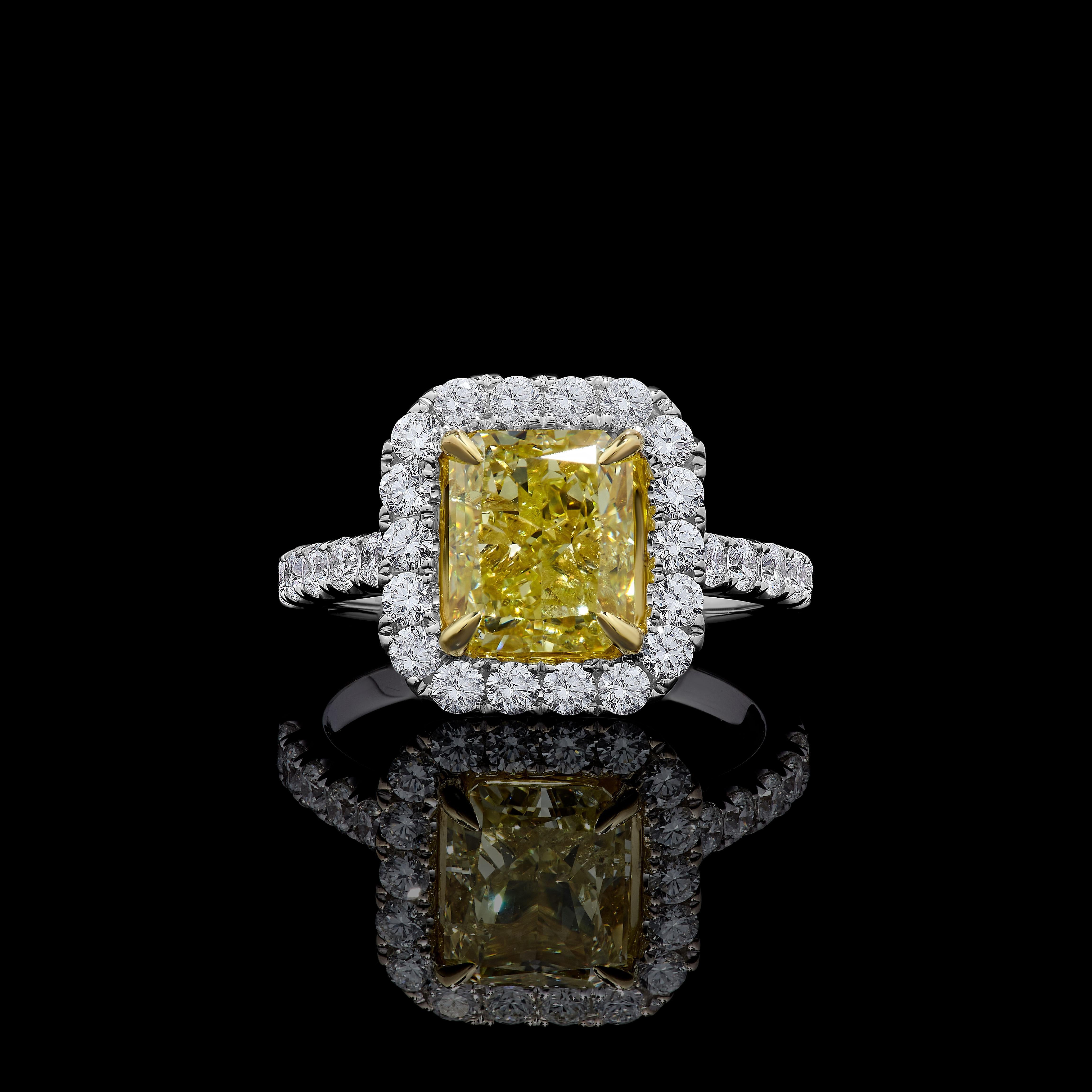 GIA-zertifizierter natürlicher gelber strahlender Diamant 4.03 Karat TW Gold Cocktail-Ring im Zustand „Neu“ im Angebot in New York, NY