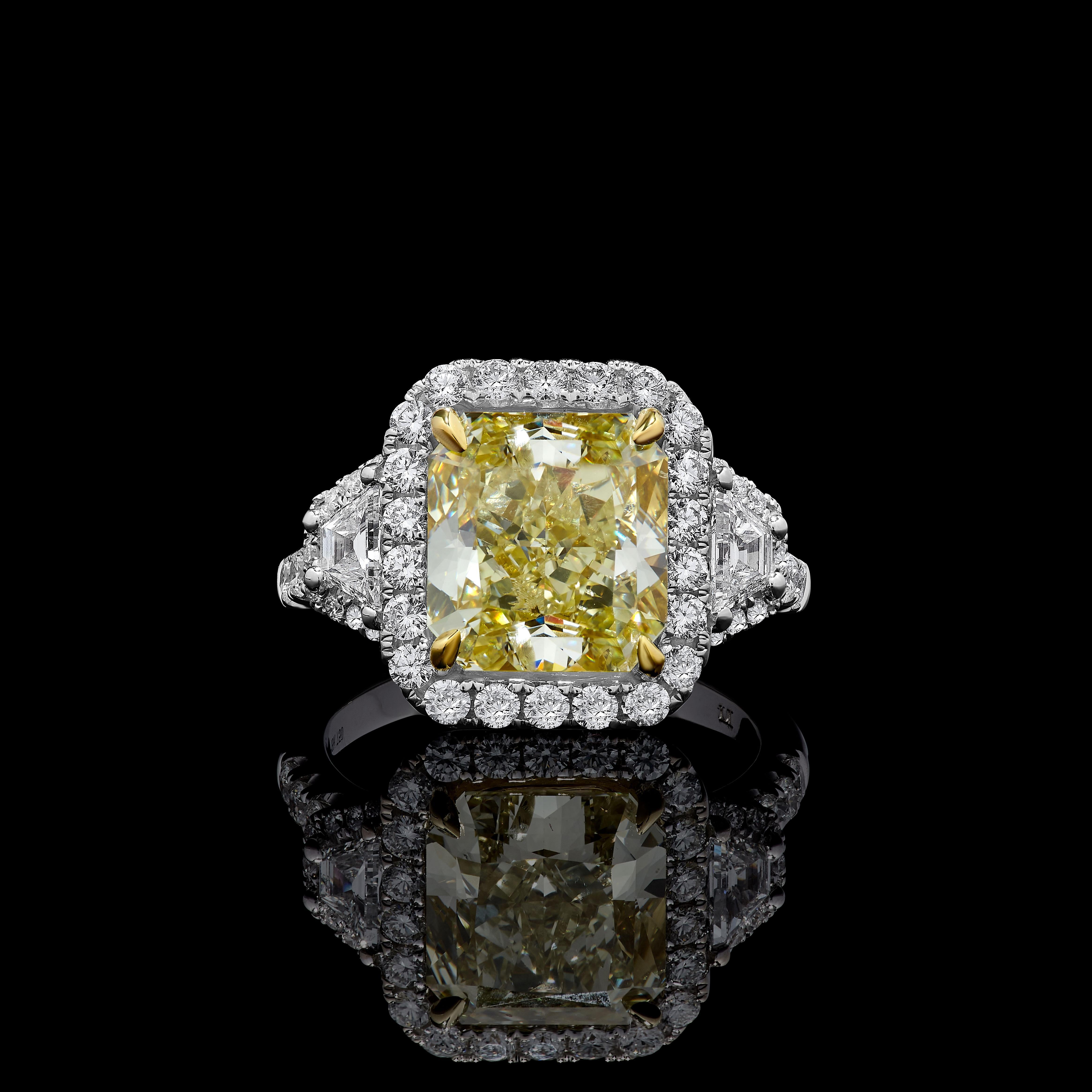 GIA Certified Natural Yellow Radiant Diamond 6.46 Carat TW Gold Cocktail Ring In Good Condition For Sale In New York, NY