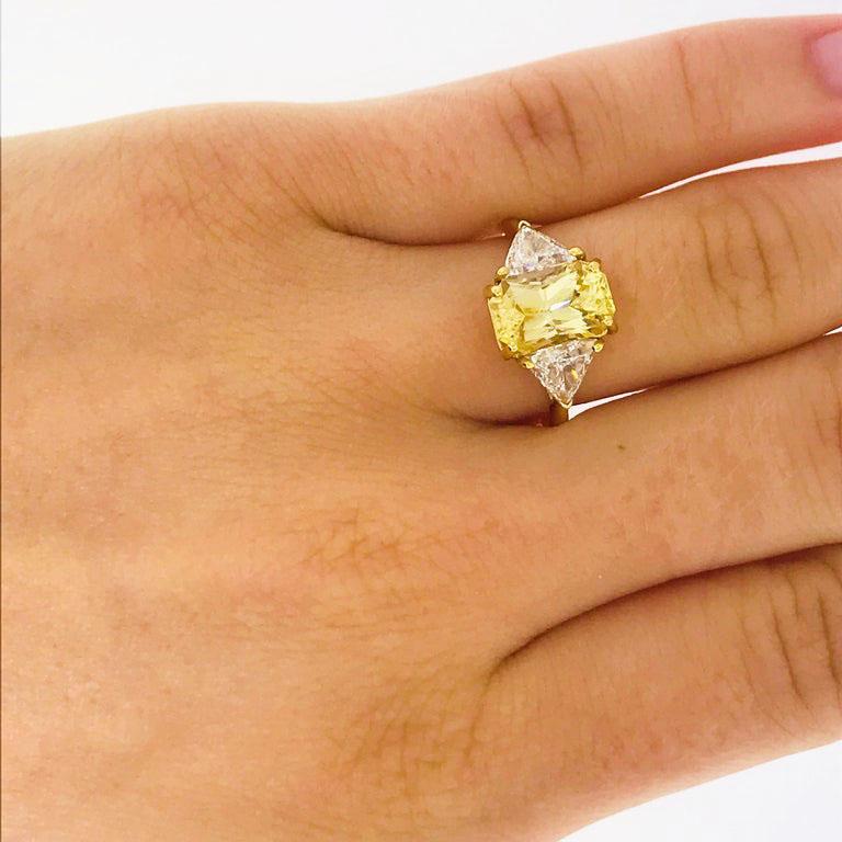 Unheated Yellow Sapphire & Diamond Three Stone Ring GIA Certified 3.43 carat In New Condition In Austin, TX