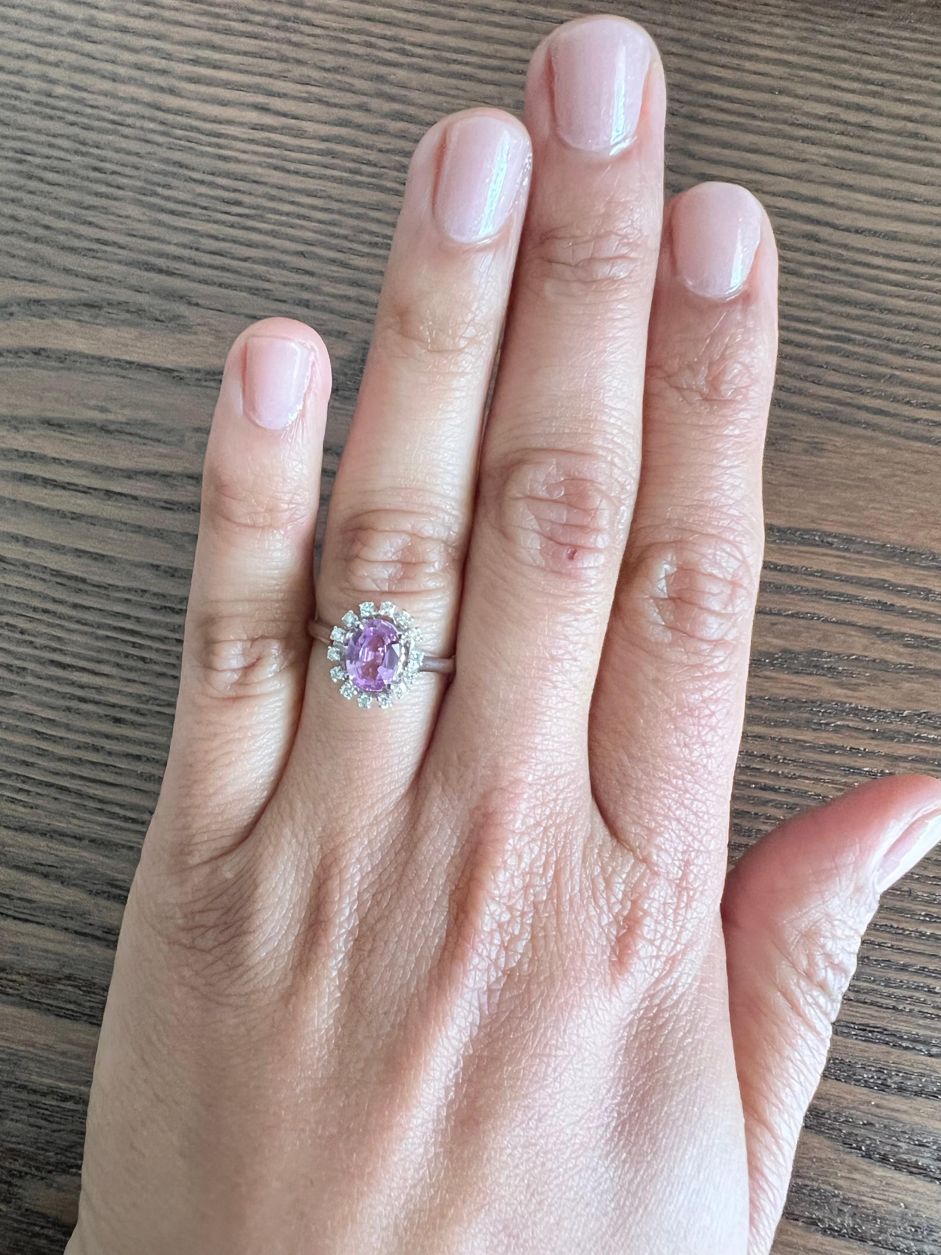 Women's GIA Certified No Heat 1.30 Carat Pink Sapphire Diamond White Gold Ring For Sale