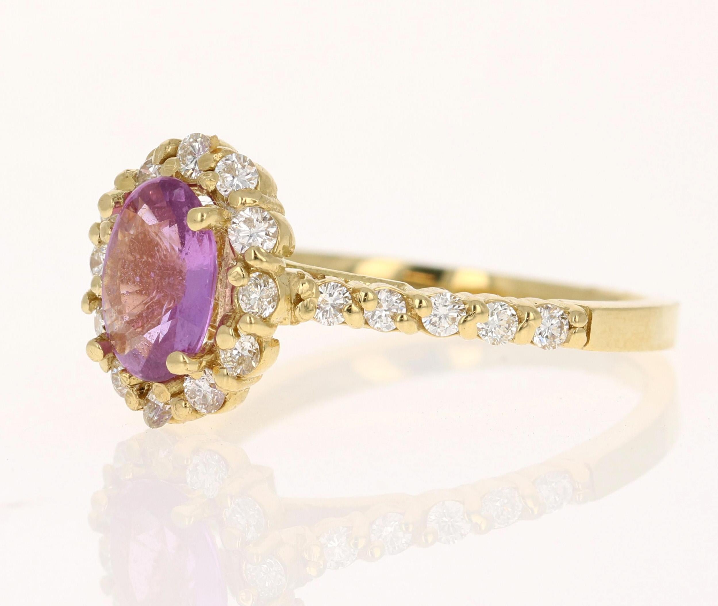 Contemporary GIA Certified No Heat 1.63 Carat Pink Sapphire Diamond 18 Karat Yellow Gold Ring For Sale