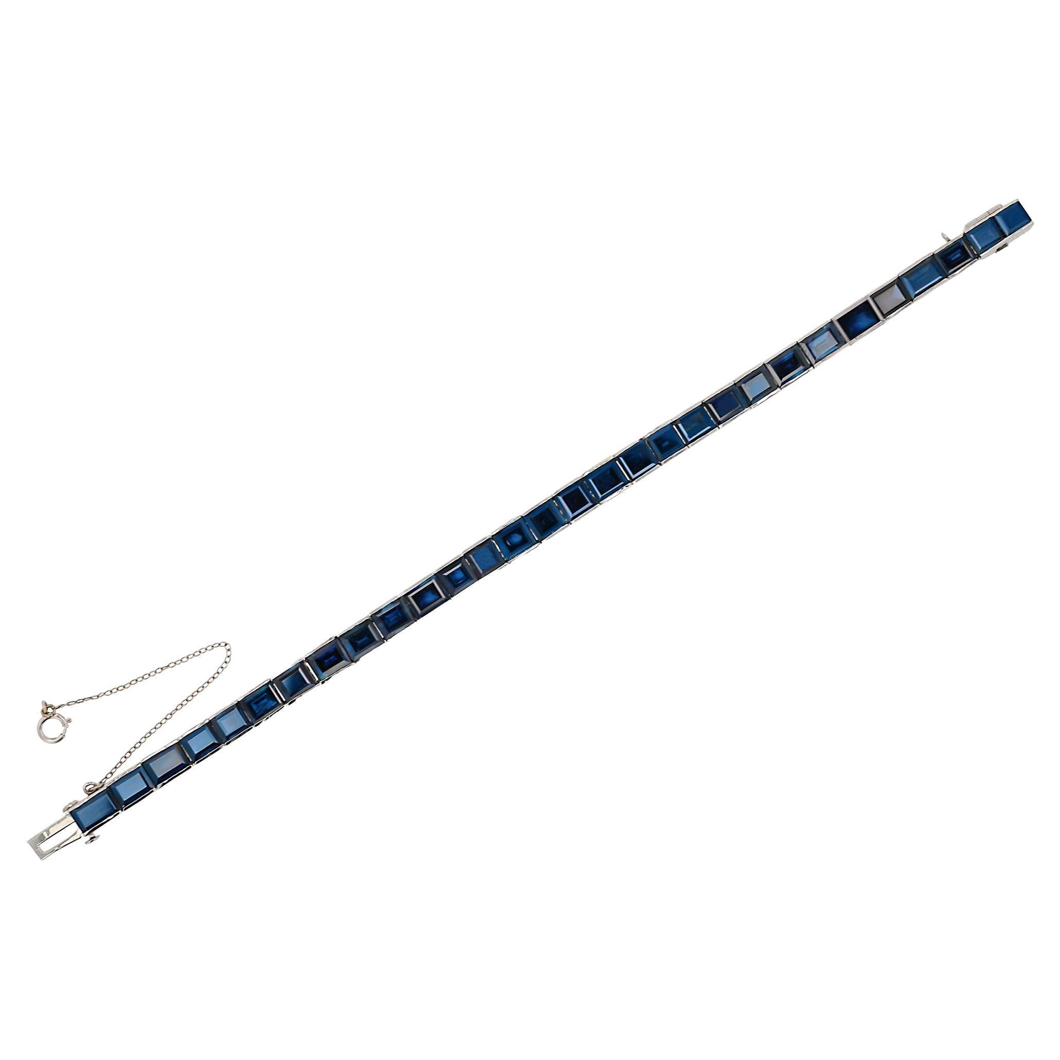GIA Certified No Heat 25ctw Blue Sapphire Art Deco Platinum Line Bracelet en vente