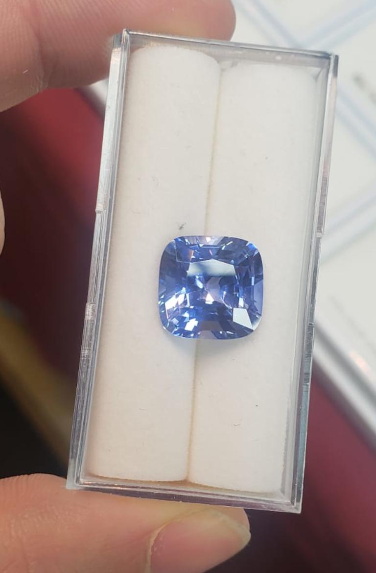 GIA Certified No Heat 8.59 Carat Cushion Cut Sapphire Natural Violet Blue Ring In New Condition In Rome, IT