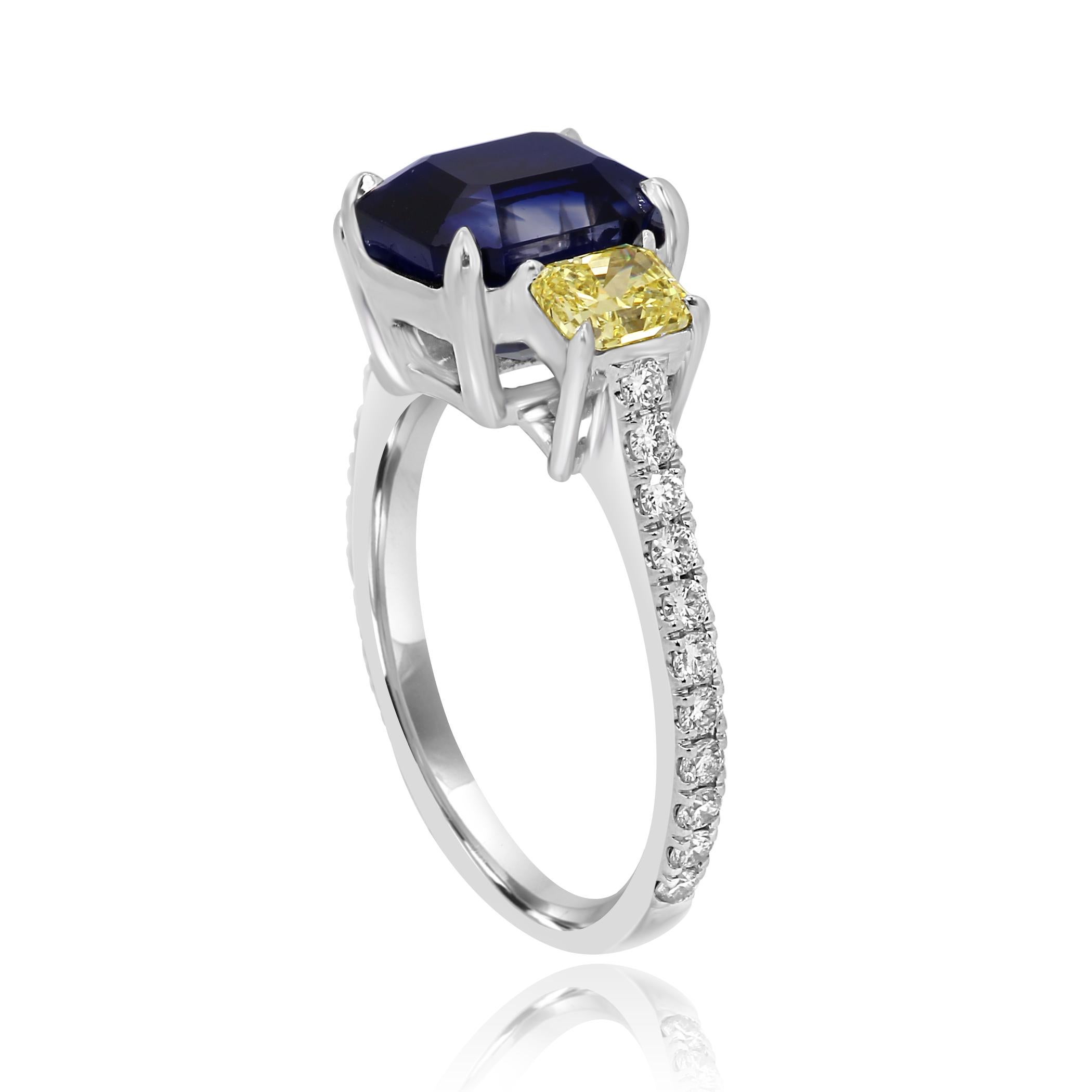 Women's GIA Certified No Heat Blue Sapphire 4.94 Carat Diamond Three-Stone Gold Ring