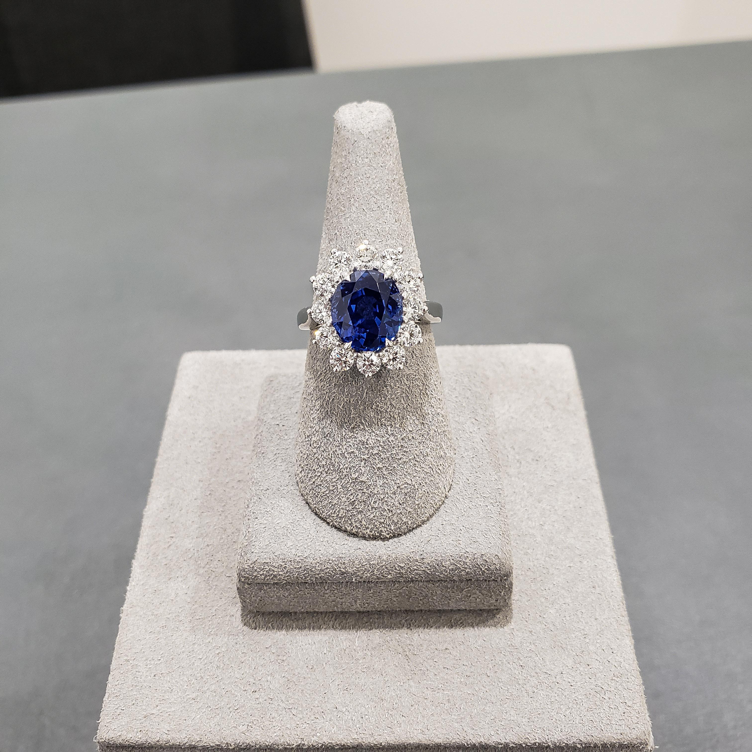 Contemporary Roman Malakov 5.00 Carat No Heat Blue Sapphire and Diamond Halo Engagement Ring For Sale
