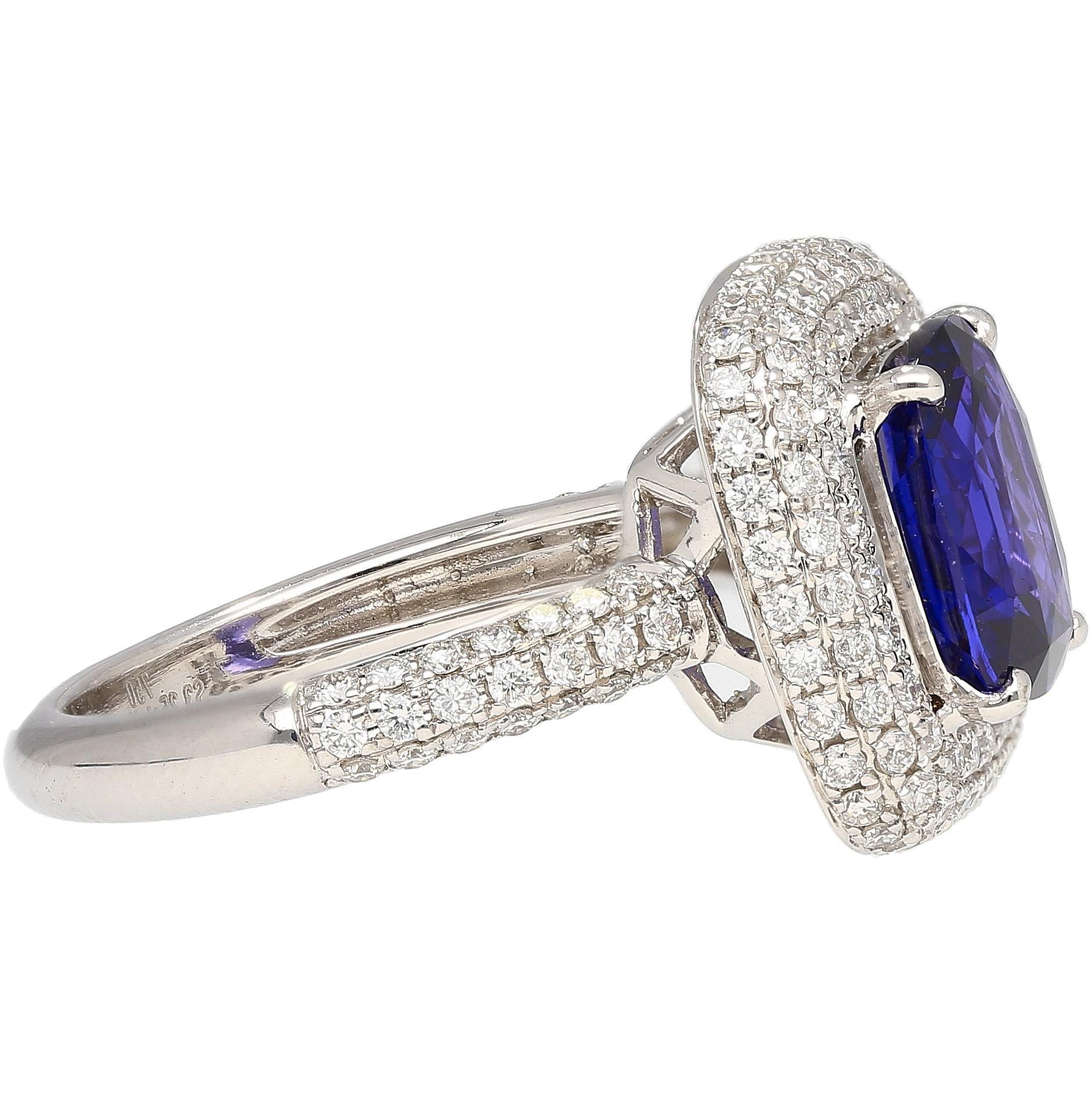 GIA Certified No Heat Color Change 3.25 Carat Violet-Blue Sapphire Ring In New Condition For Sale In Miami, FL
