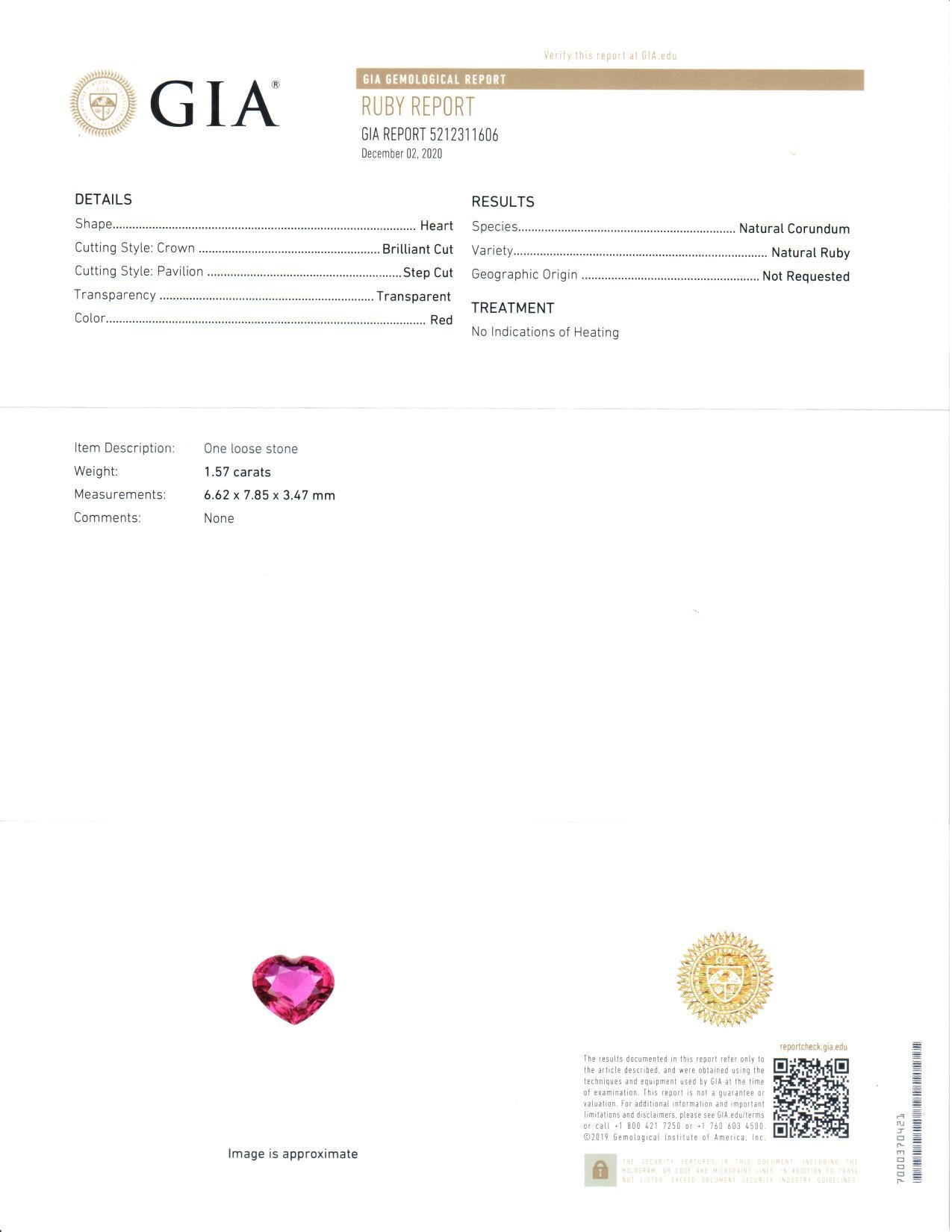 GIA-zertifizierter NO HEAT roter Rubin in Herzform mit einem Gewicht von 1,57 Karat, flankiert von einem Diamantanhänger mit einem Gewicht von 0,53 Karat, in 18 Karat Weißgold. 