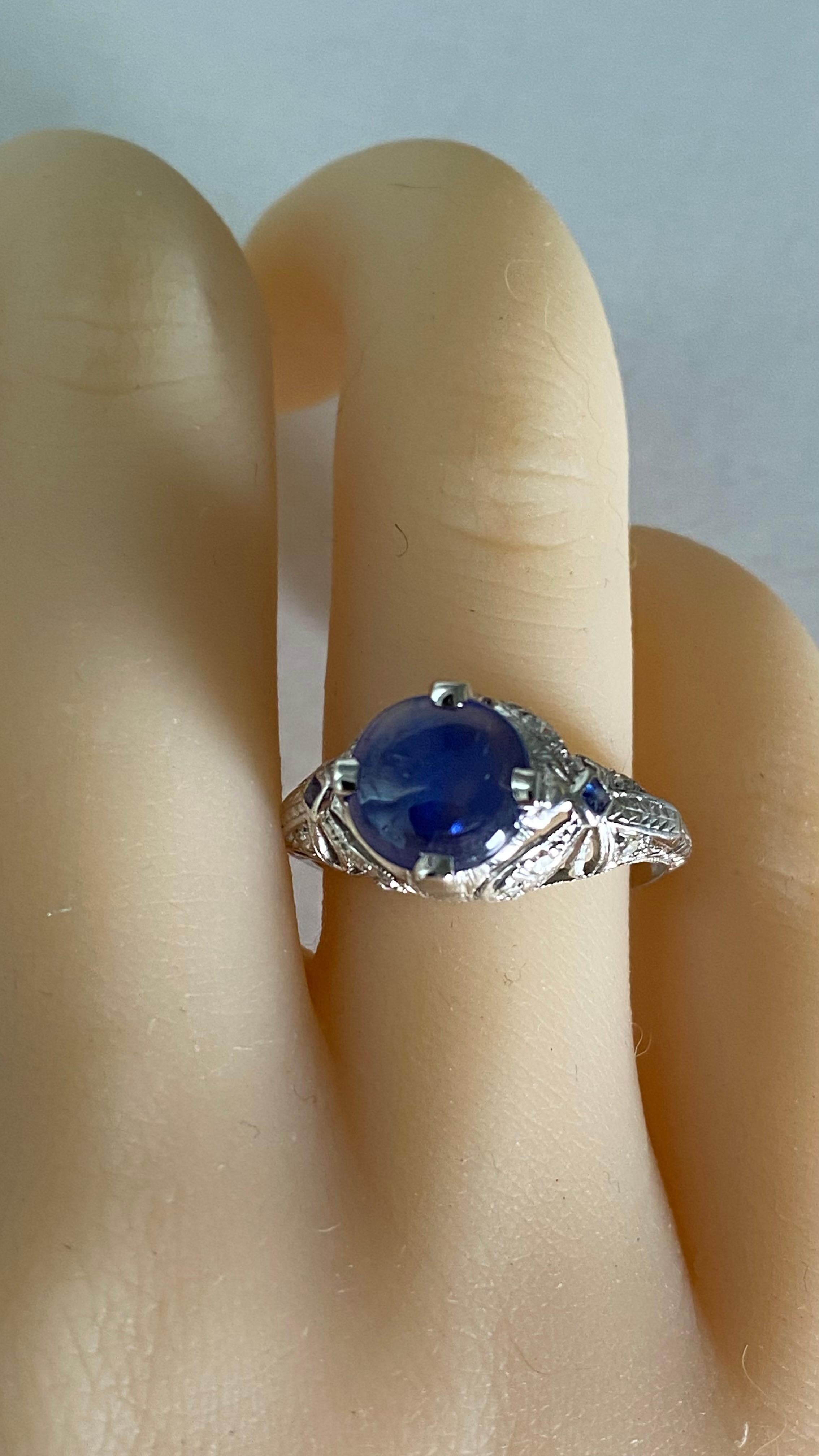 Women's GIA Certified No Heat Round Cabochon Sapphire In VIntage Engraved Diamond Ring For Sale