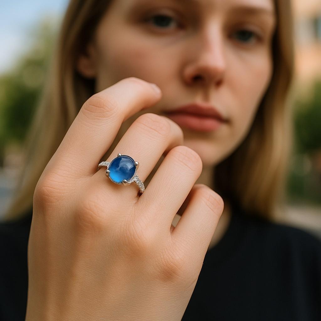 Women's GIA Certified No Indication of Heating Cabochon Sapphire Diamond Platinum Ring For Sale