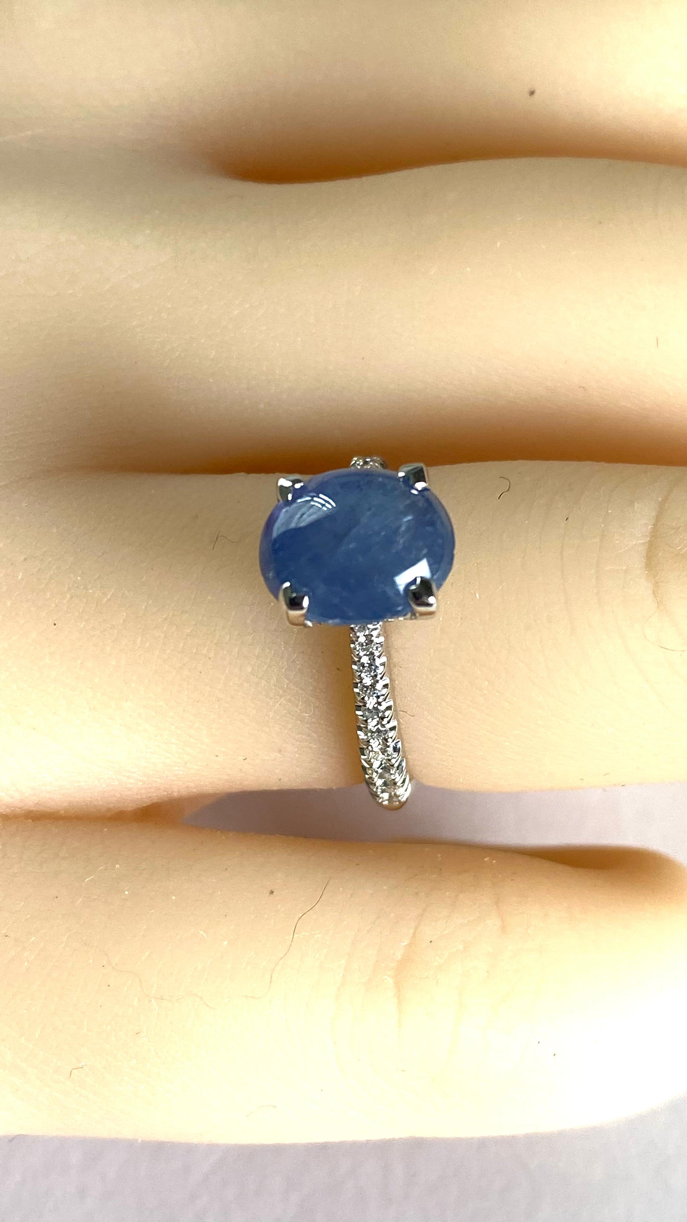 GIA Certified No Indication of Heating Cabochon Sapphire Diamond Platinum Ring For Sale 6