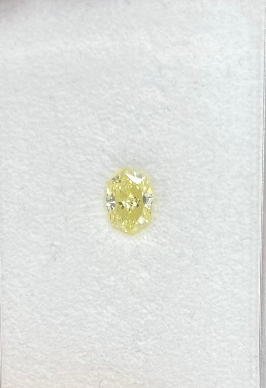 loose yellow diamonds