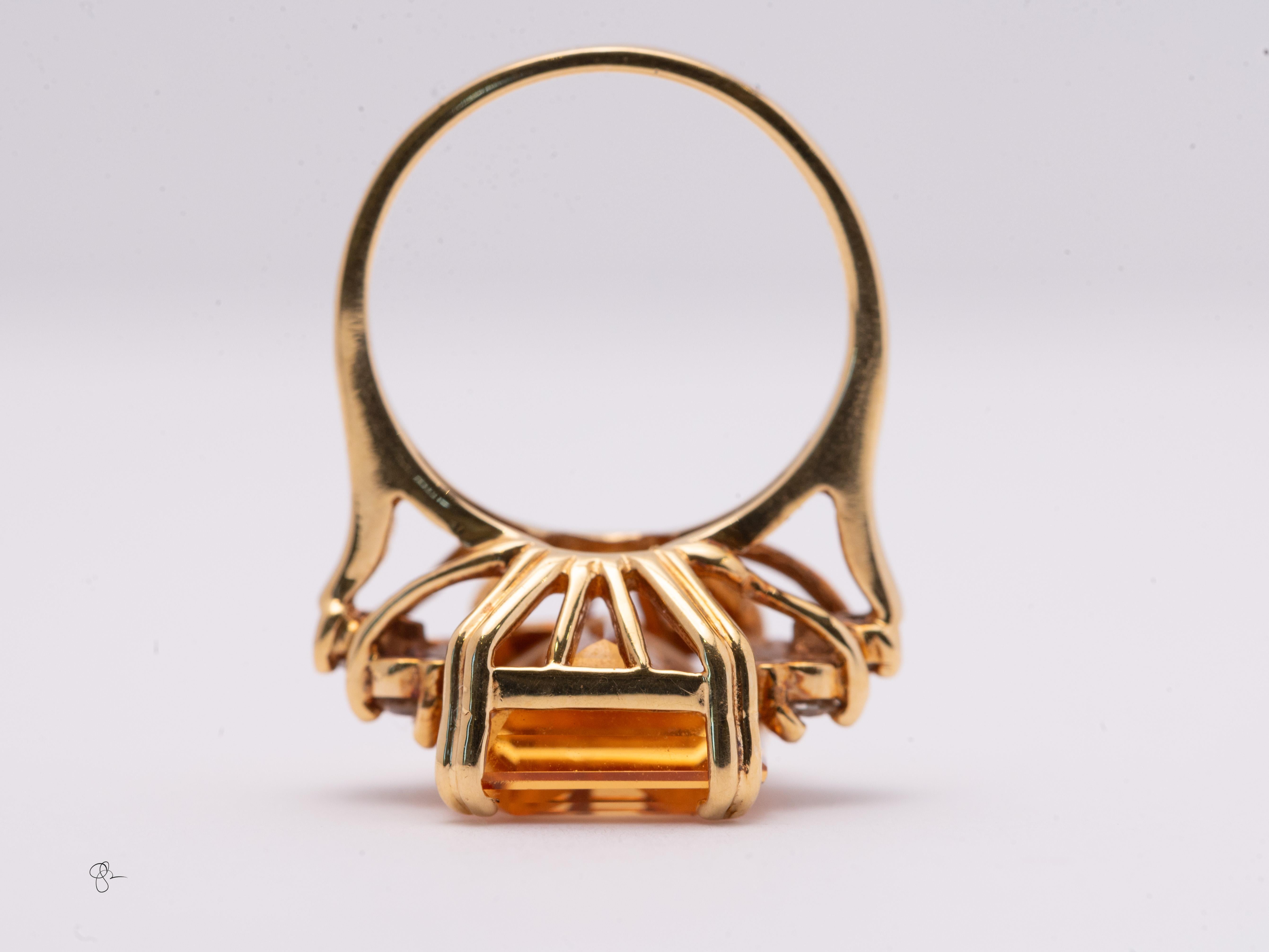 Anello da cocktail vintage con diamante Topazio Giallo Orangiato certificato GIA In condizioni buone in vendita a Tucson, AZ