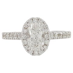 Bague de fiançailles en or blanc 14 carats avec halo de diamants taille ovale brillants certifiés GIA