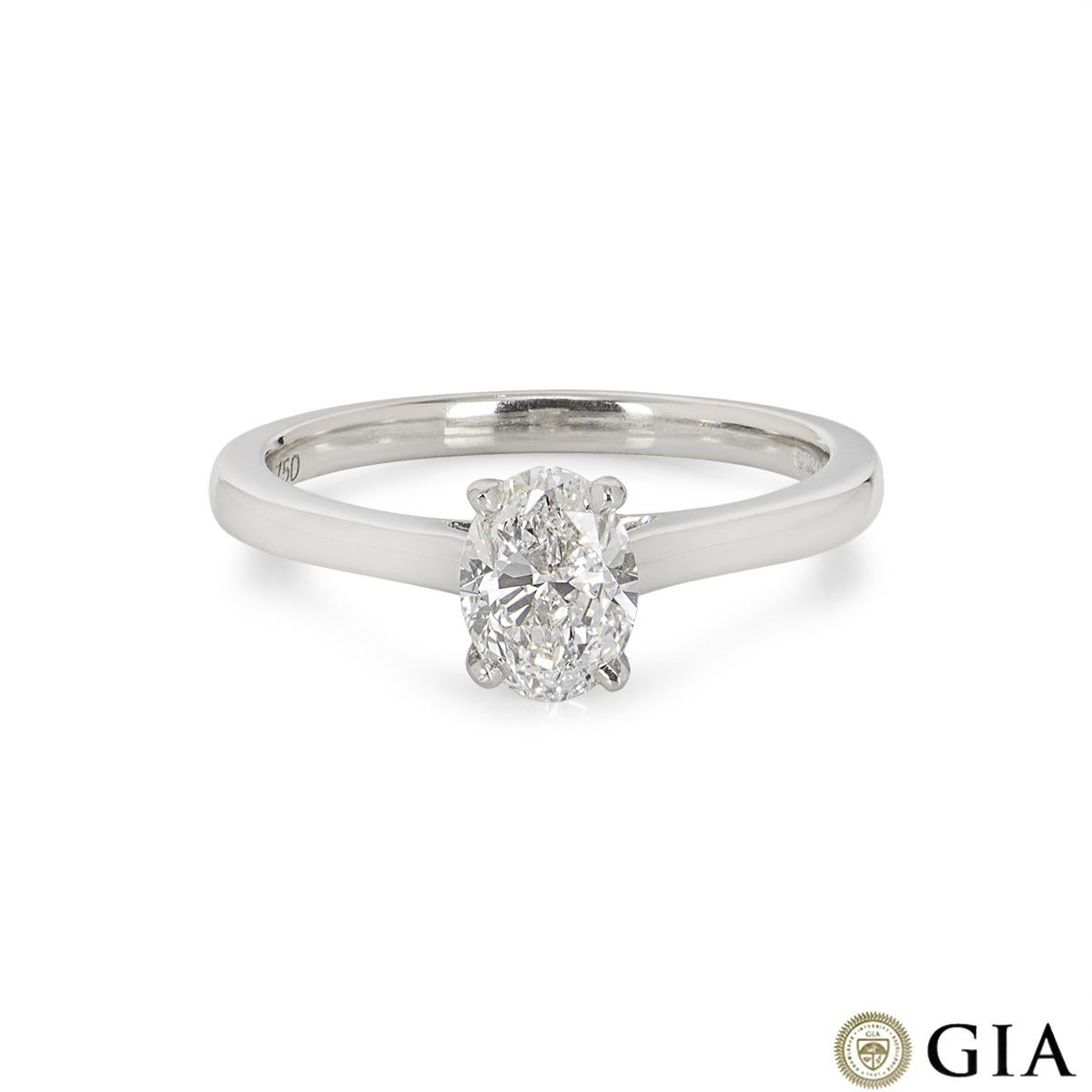 Taille ovale Bague de fiançailles avec diamant taille ovale certifié GIA de 0,80 F/VS2 en vente