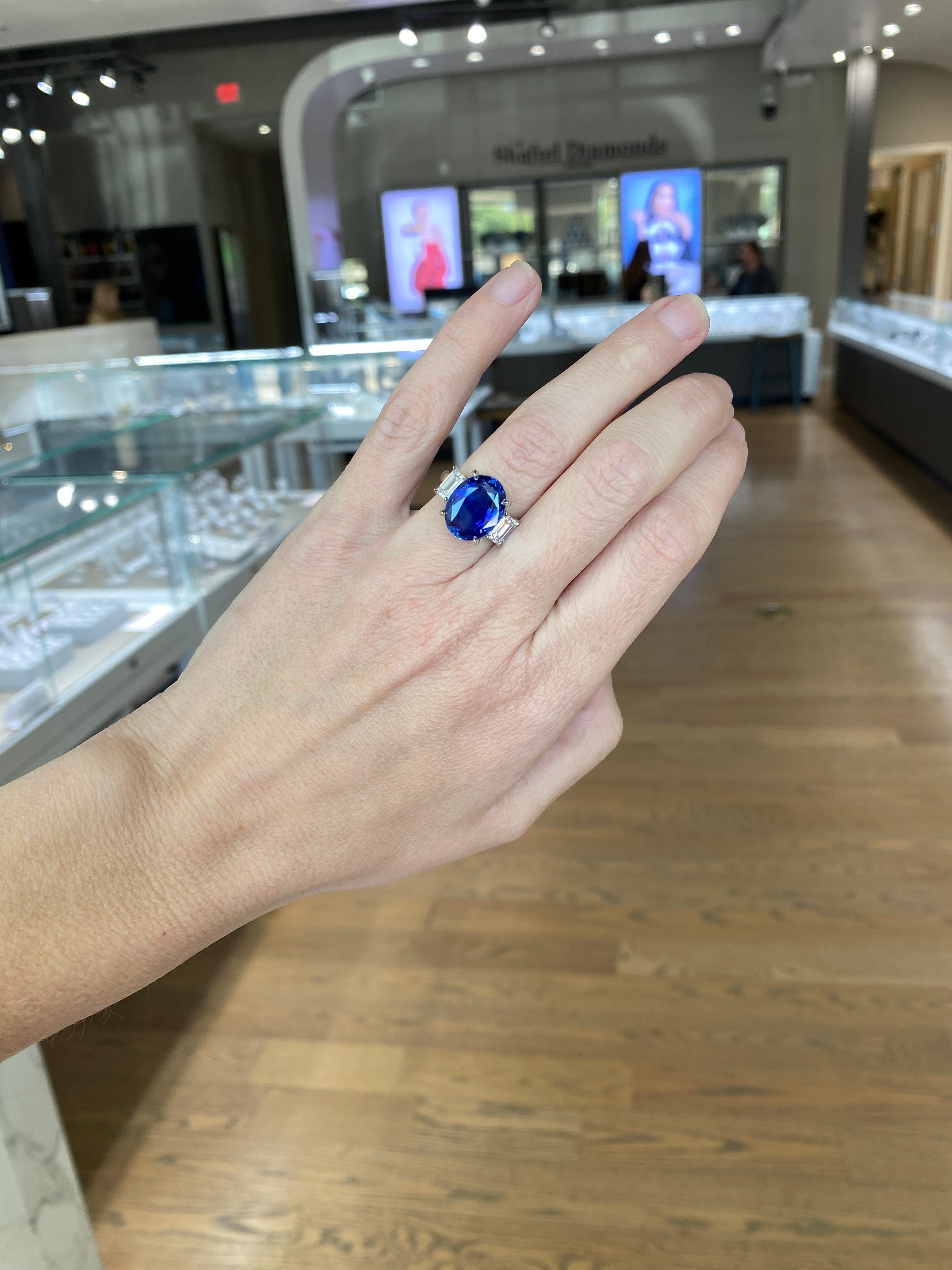 Platinring mit drei Steinen, GIA-zertifizierter natürlicher Ceylon-Saphir im Ovalschliff im Angebot 7