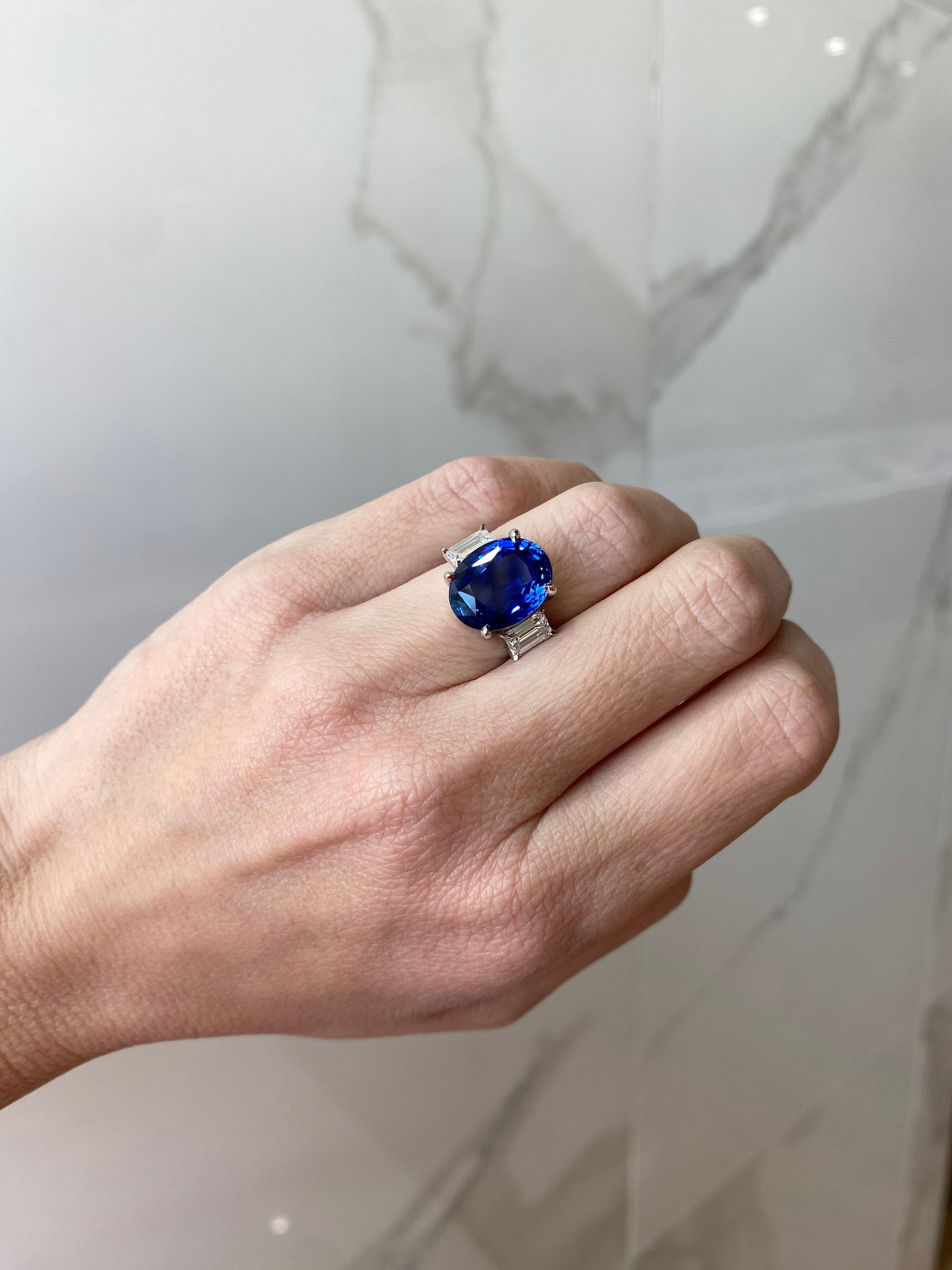 Platinring mit drei Steinen, GIA-zertifizierter natürlicher Ceylon-Saphir im Ovalschliff im Angebot 2