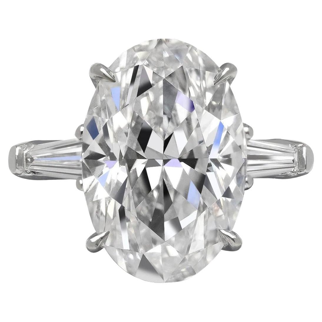GIA-zertifizierter ovaler Diamant 3 Karat mit konisch zulaufendem Baguette-Diamant in Platin 