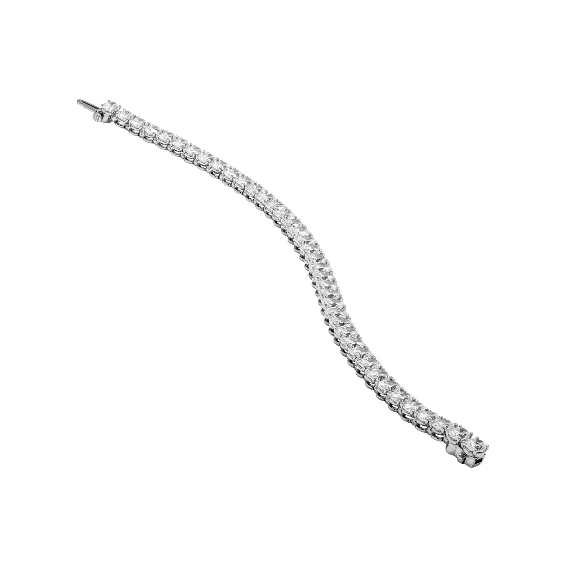 Oval Cut GIA Certified Oval Diamond Tennis Bracelet in Platinum 15.60 Carat (0.40ct Each) For Sale