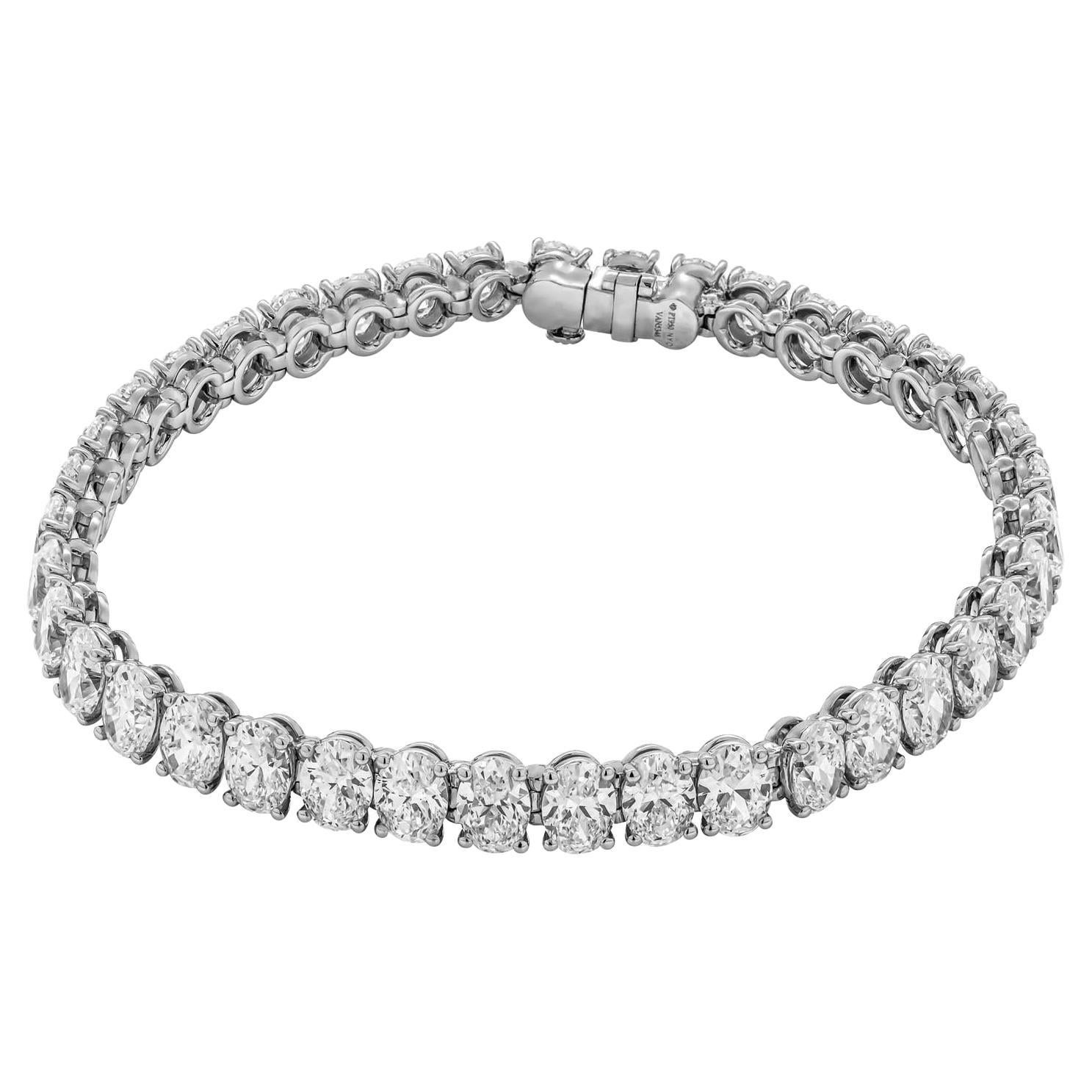 GIA Certified Oval Diamond Tennis Bracelet in Platinum 15.60 Carat (0.40ct Each) For Sale