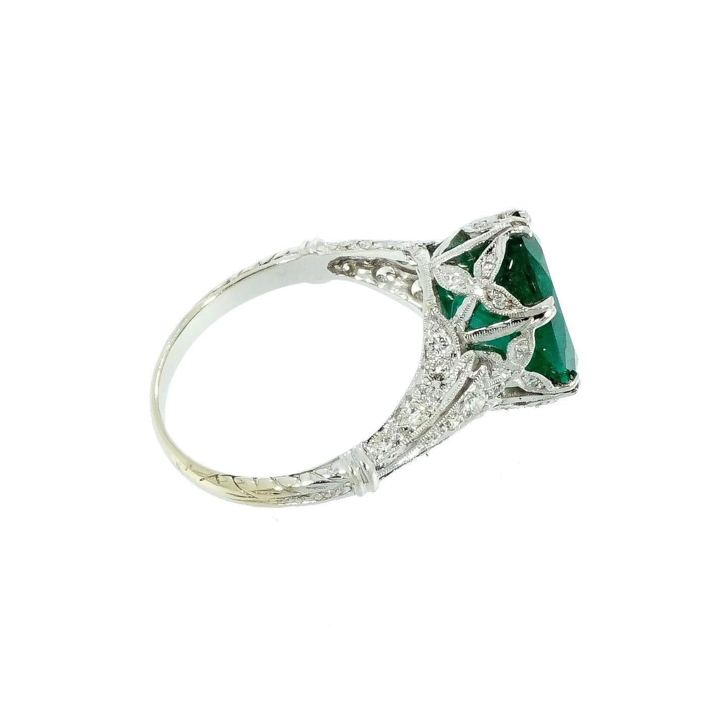 GIA Certified Oval Emerald Vintage White Gold Ring In Good Condition In Greenwich, CT