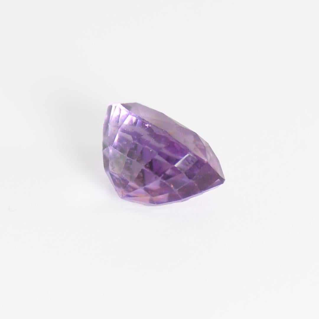 5,11 Karat ovale Form, leicht violett-rosa Saphir.
GIA-bewertet.
Natürlicher Saphir.
Keine Hinweise auf eine Wärmebehandlung.
Die Nummer des GIA-Laborberichts lautet 5222565856. 