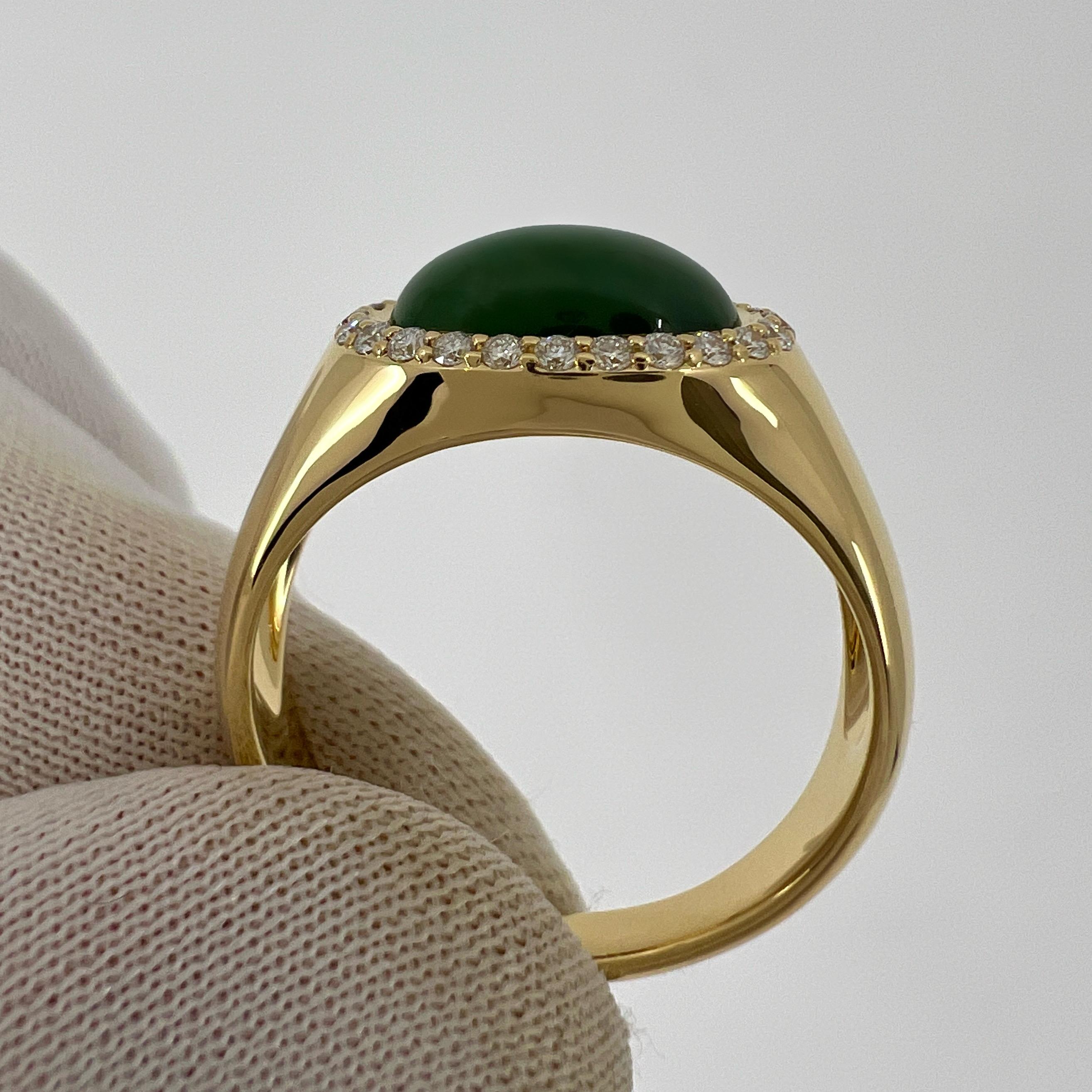 Women's or Men's GIA Certified Oval Untreated Jadeite Jade & Diamond 18k Yellow Gold Signet Ring For Sale