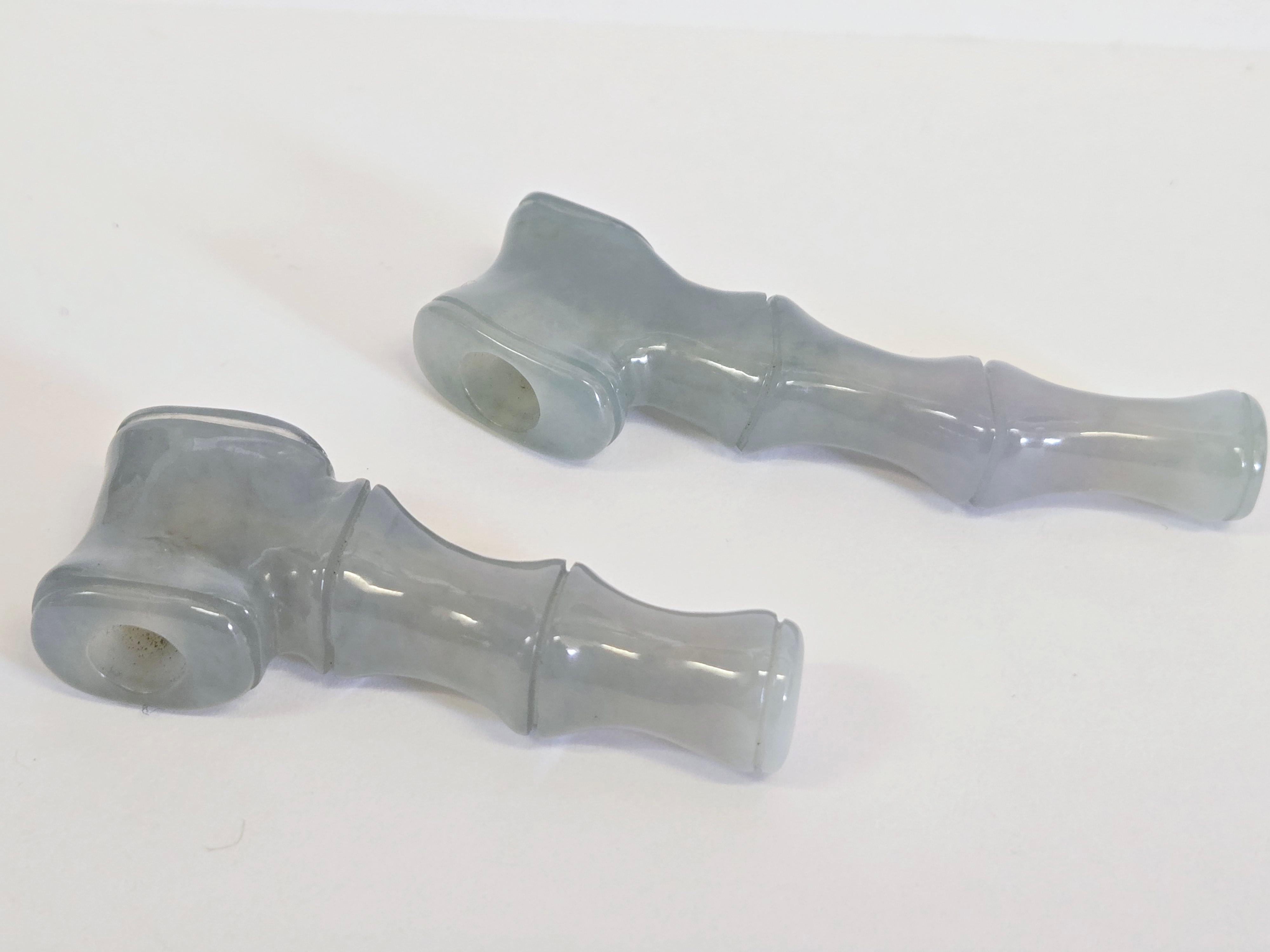 Coppia certificata GIA di ornamenti per pipa da fumo in giada iridescente in vendita 6