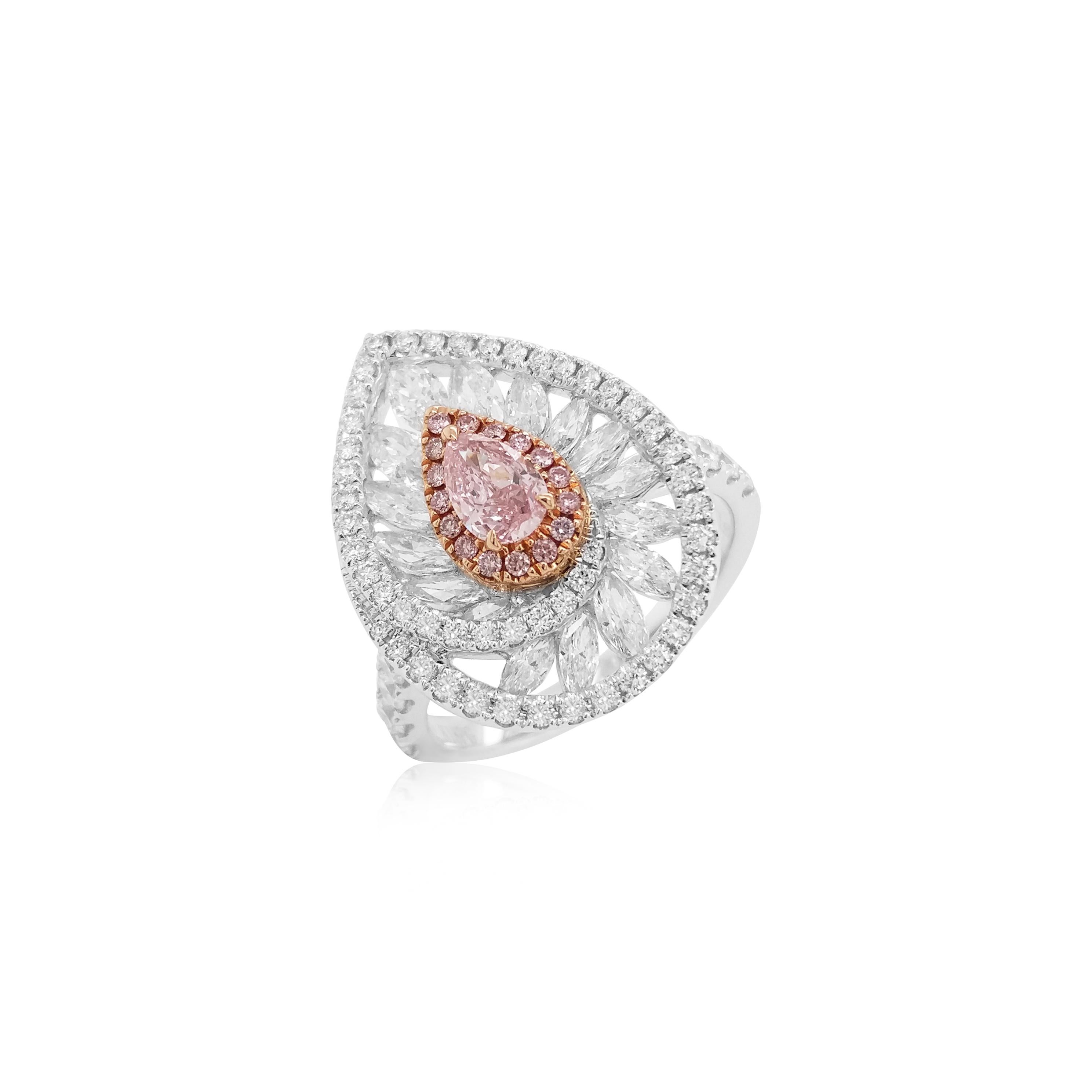 Art Déco Anello in oro 18 carati con diamante rosa taglio pera e diamante bianco taglio marquise certificato GIA in vendita