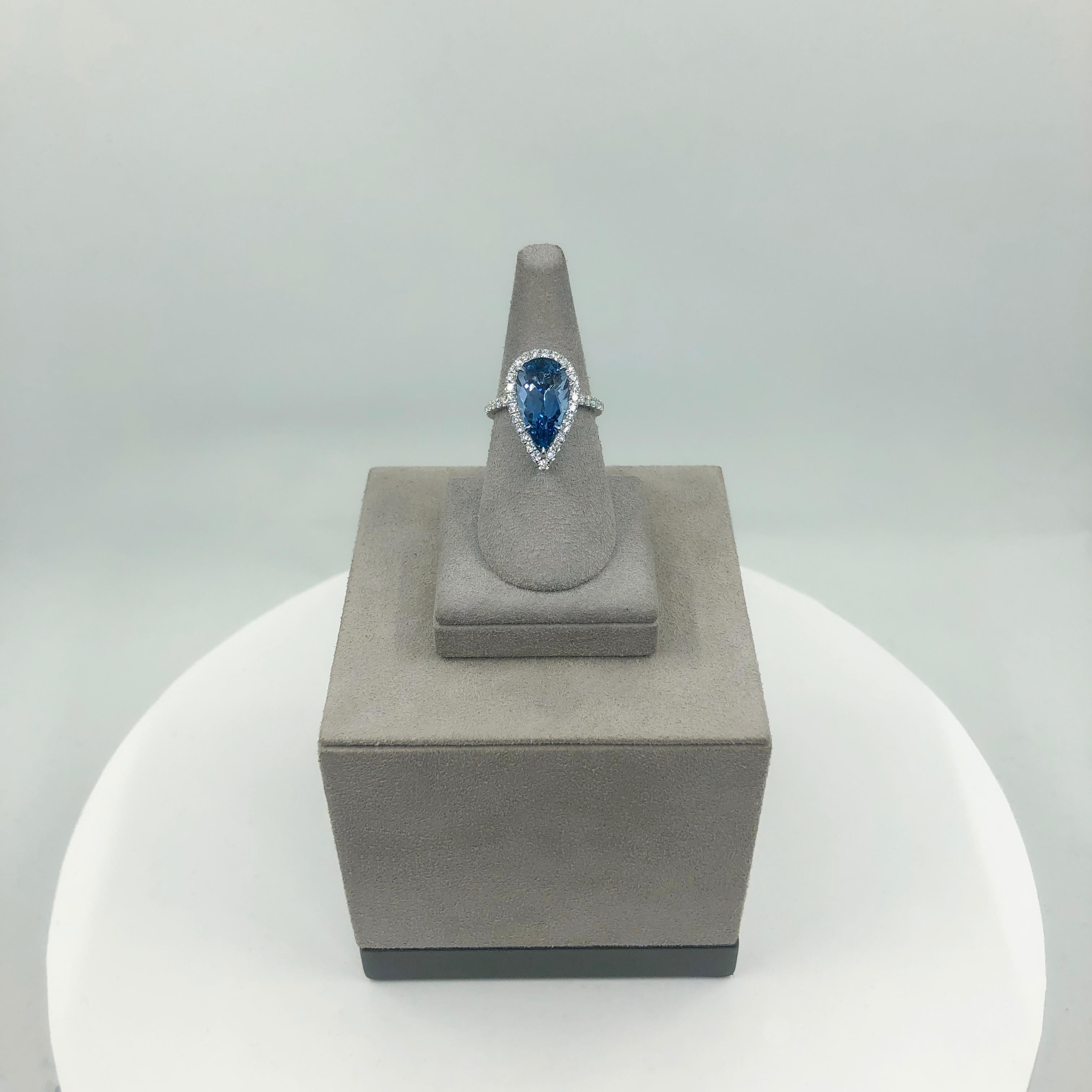 Women's GIA Certified 3.63 Carats Pear Shape Aquamarine & Diamond Halo Engagement Ring For Sale