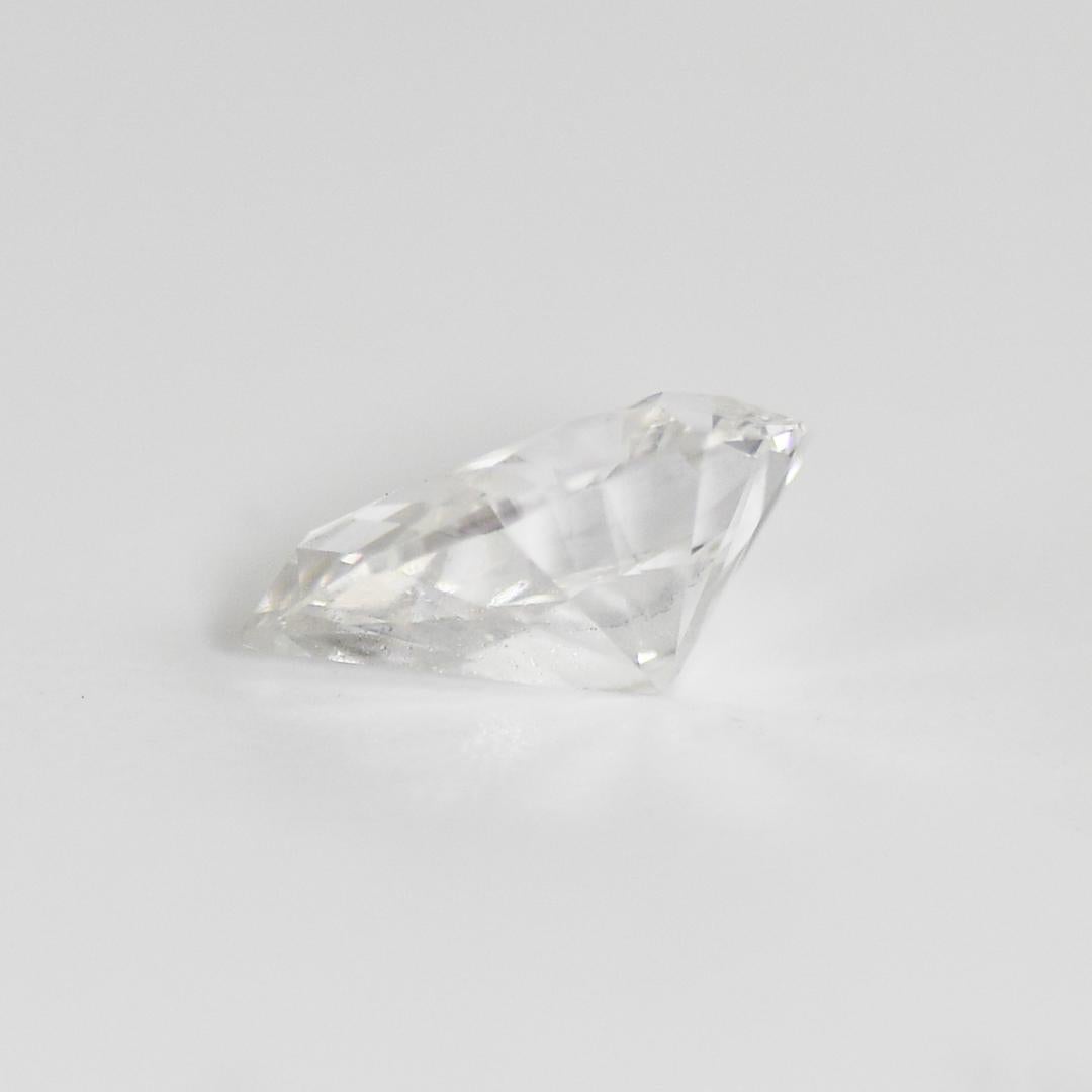 Diamante a forma di pera classificato GIA, 1,44 carati, colore G, purezza Vs1, taglio buono.
Il numero di rapporto GIA è 22355443620.
Viene fornito con un rapporto di classificazione GIA completo. 